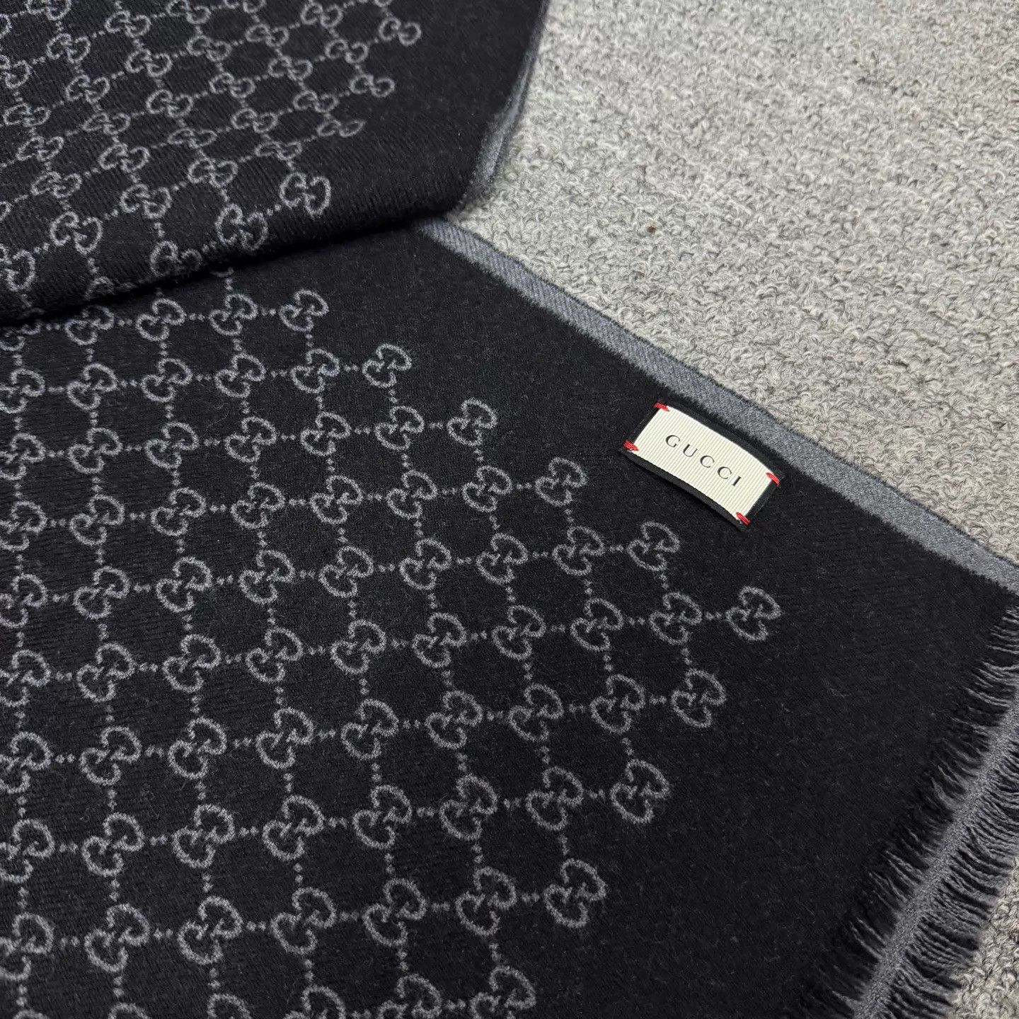 Gucci Gucci Dark Gray Wool Scarf 33x175cm 99 New Size ONE SIZE - 3 Thumbnail