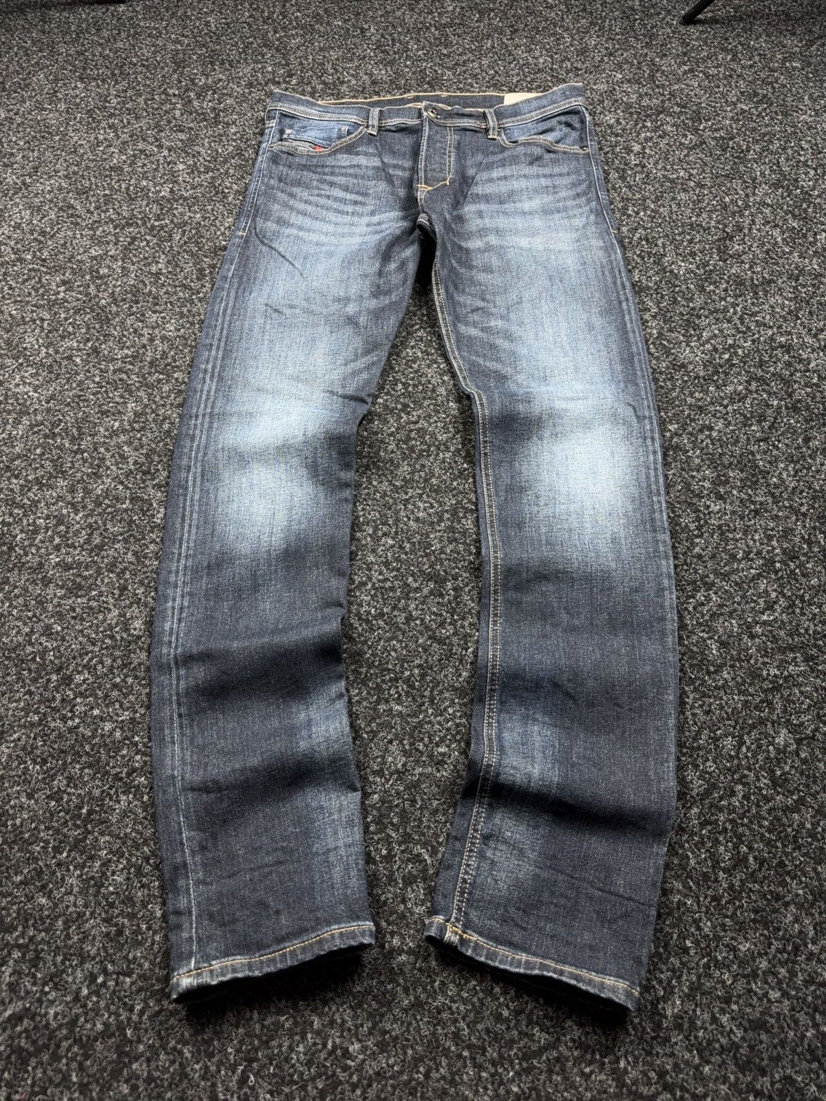 Diesel Luxury 00s Y2K Diesel Tepphar Slim Carrot Faded Wash Jeans Size US 32 / EU 48 - 1 Thumbnail