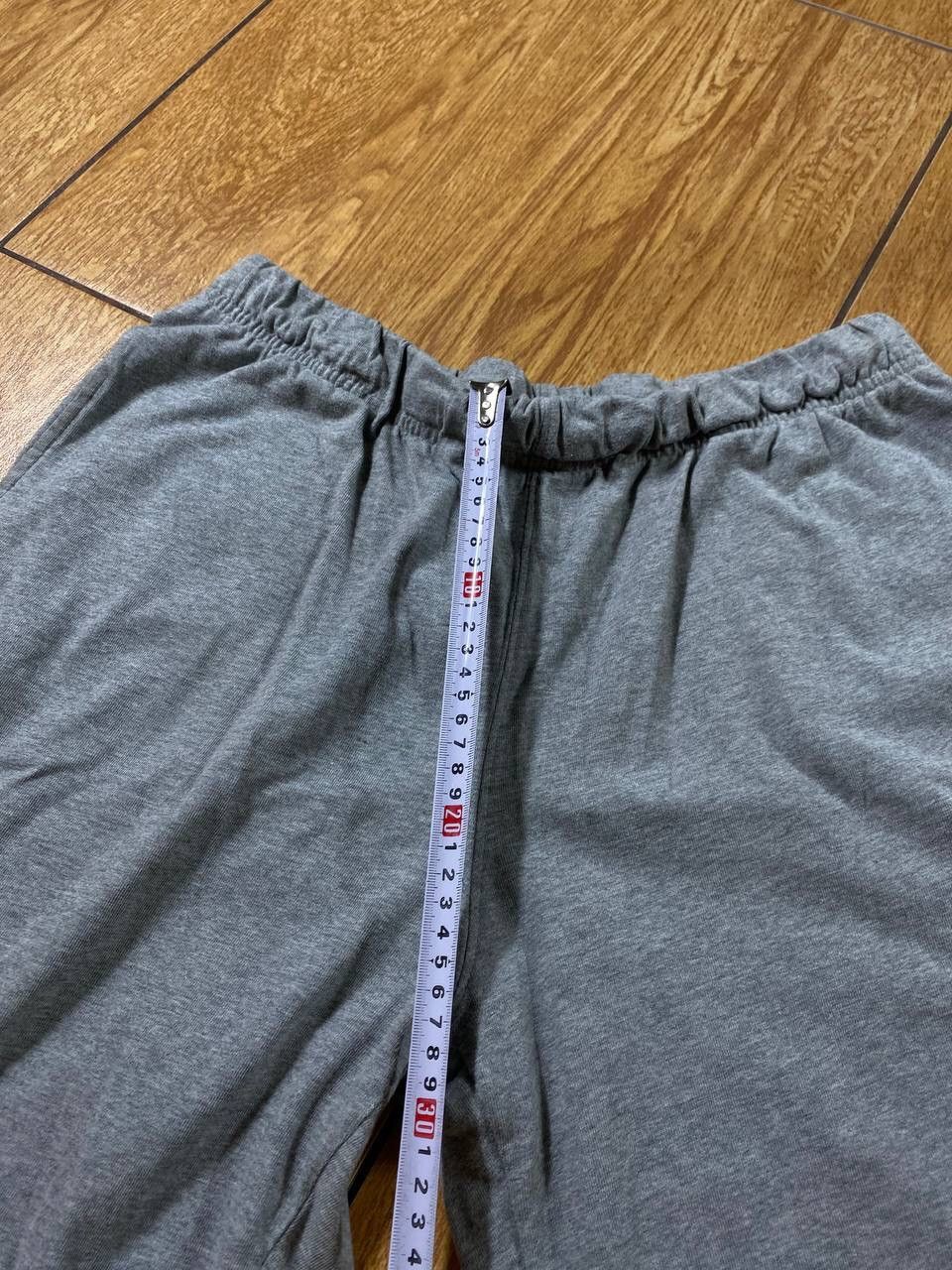 Nike × Vintage Nike Vintage Y2k Swoosh Logo Shorts Rare Streetwear Gray Size US 36 / EU 52 - 12 Thumbnail