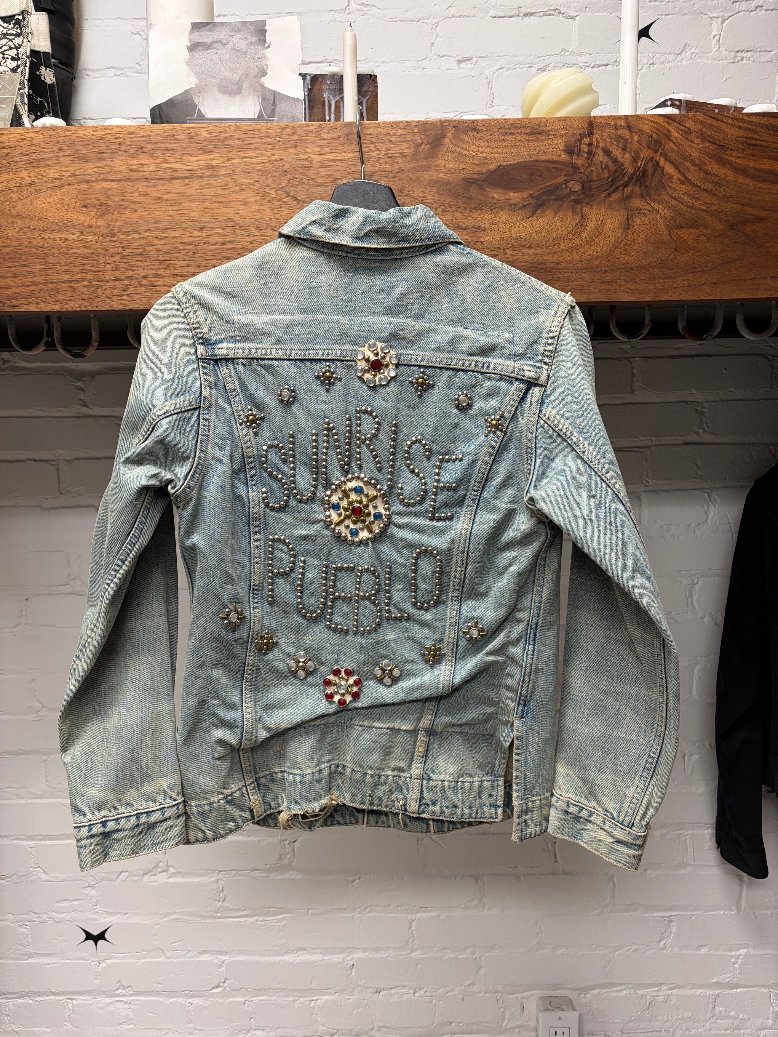 Kapital Kapital ‘Sunrise Puebelo’ Studded Western Style Light Wash Denim Shirt Size US S / EU 44-46 / 1 - 1 Thumbnail