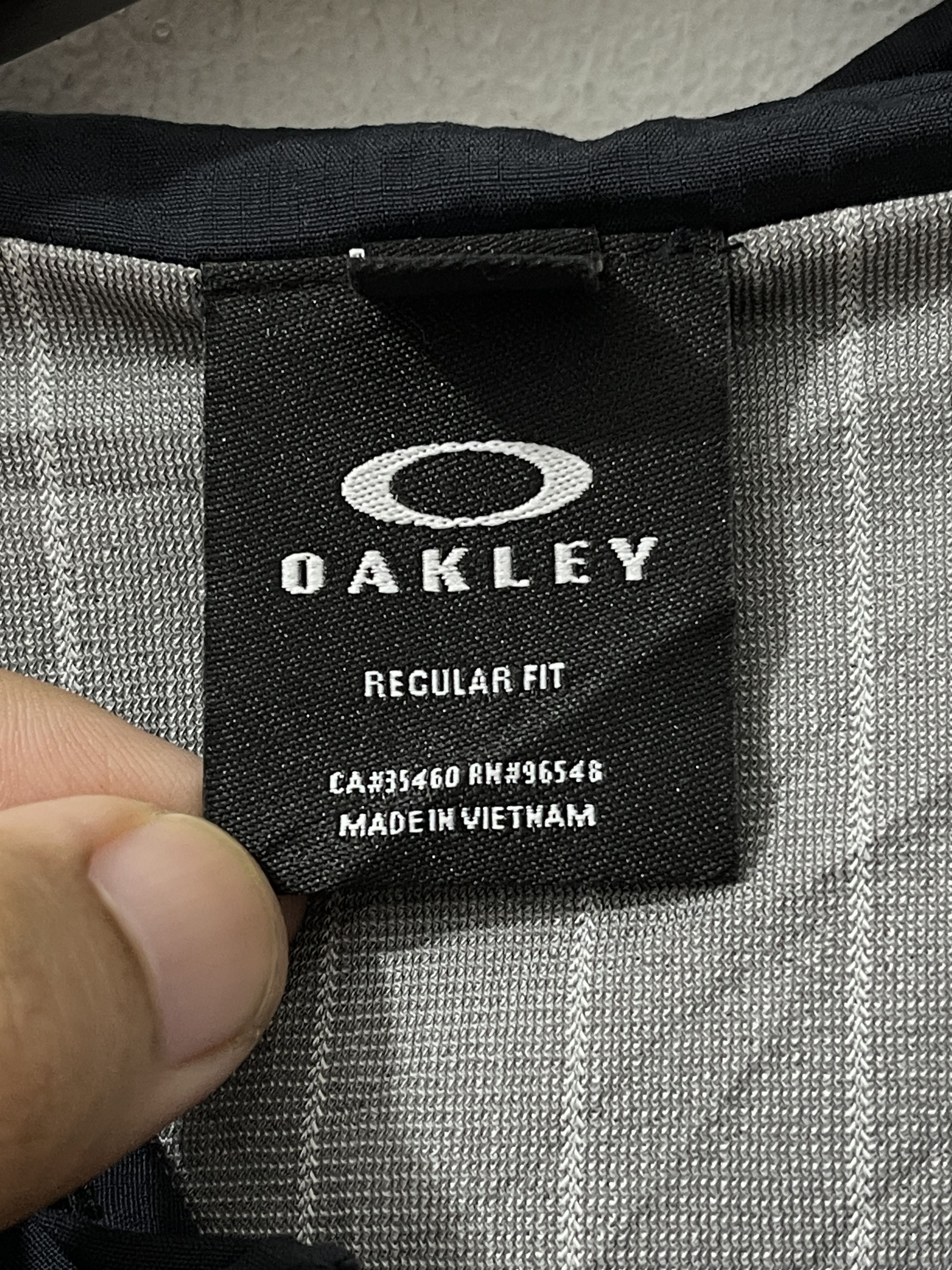 Oakley 2000s Oakley Outdoor Technical Reflective Jacket Size US L / EU 52-54 / 3 - 6 Thumbnail