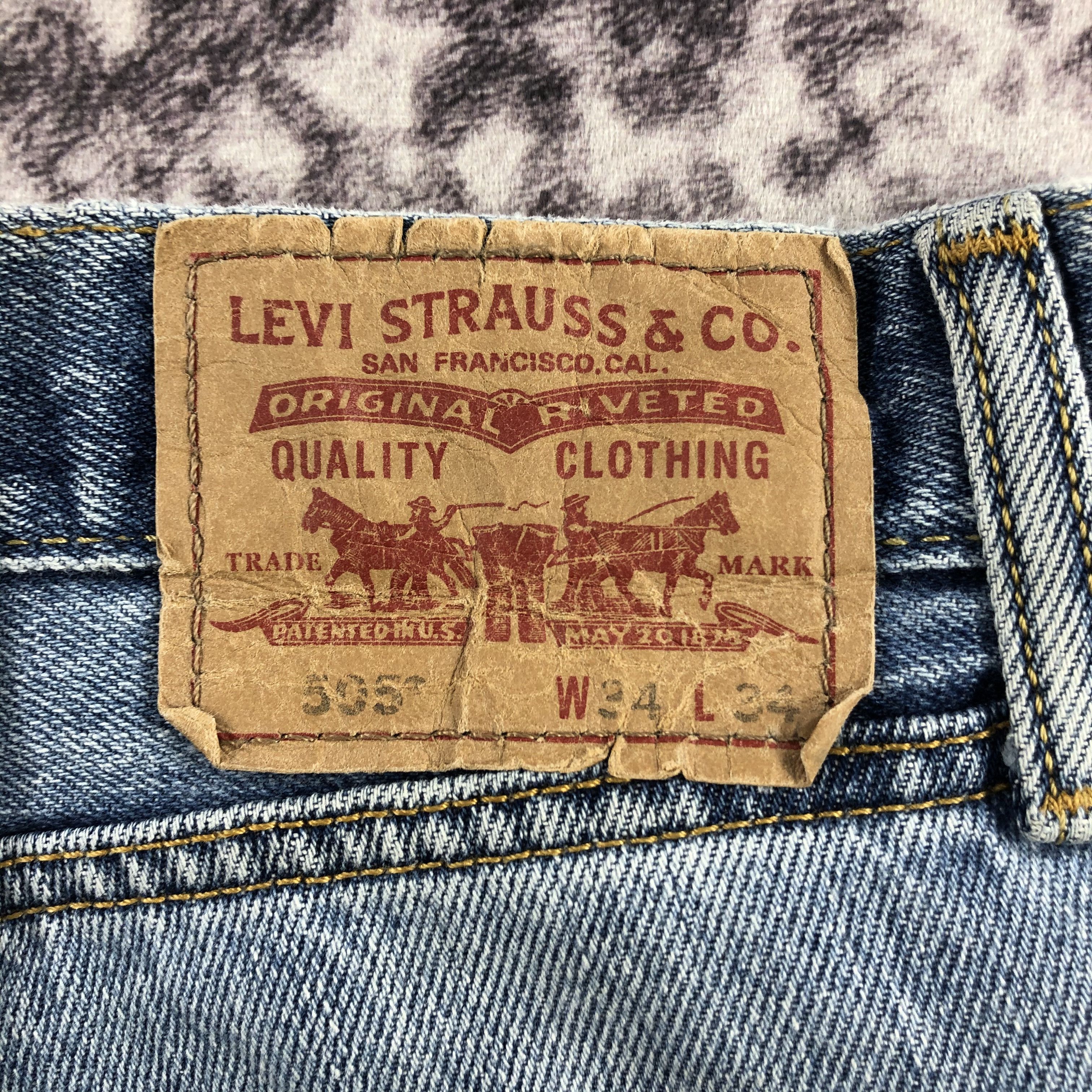 Levi's × Vintage Vintage Blue Wash Levis 505 Jeans-JM2631 Size US 35 - 6 Thumbnail