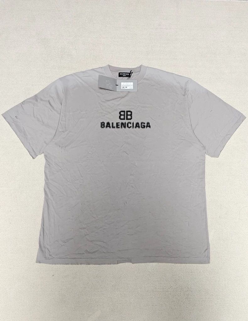 Balenciaga Balenciaga Blur mosaic logo do old damage short sleeve Size US M / EU 48-50 / 2 - 1 Thumbnail