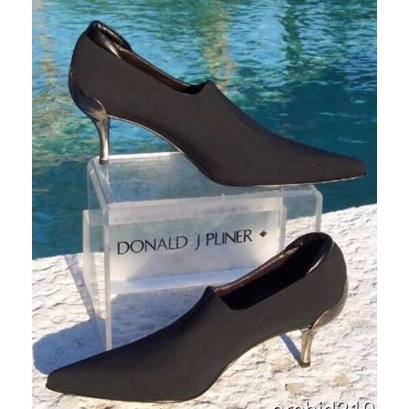 Donald Pliner Donald Pliner Leather Shoe Pump Crepe Elastic Stretch $340 Size US 6 / IT 36 - 5 Thumbnail