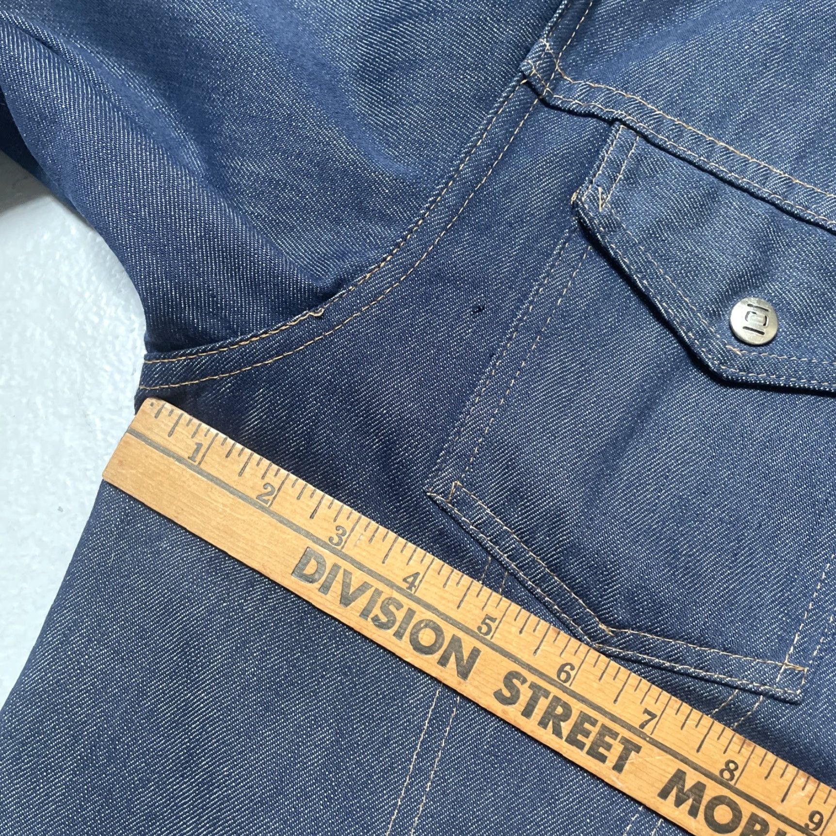 Vintage VINTAGE Montgomery Ward Denim Jacket Trucker Full Zip 42 Blue Cotton Denim Workwear 60s 70s Mens Womens Unisex Adults - 42 Size US XS / EU 42 / 0 - 4 Thumbnail