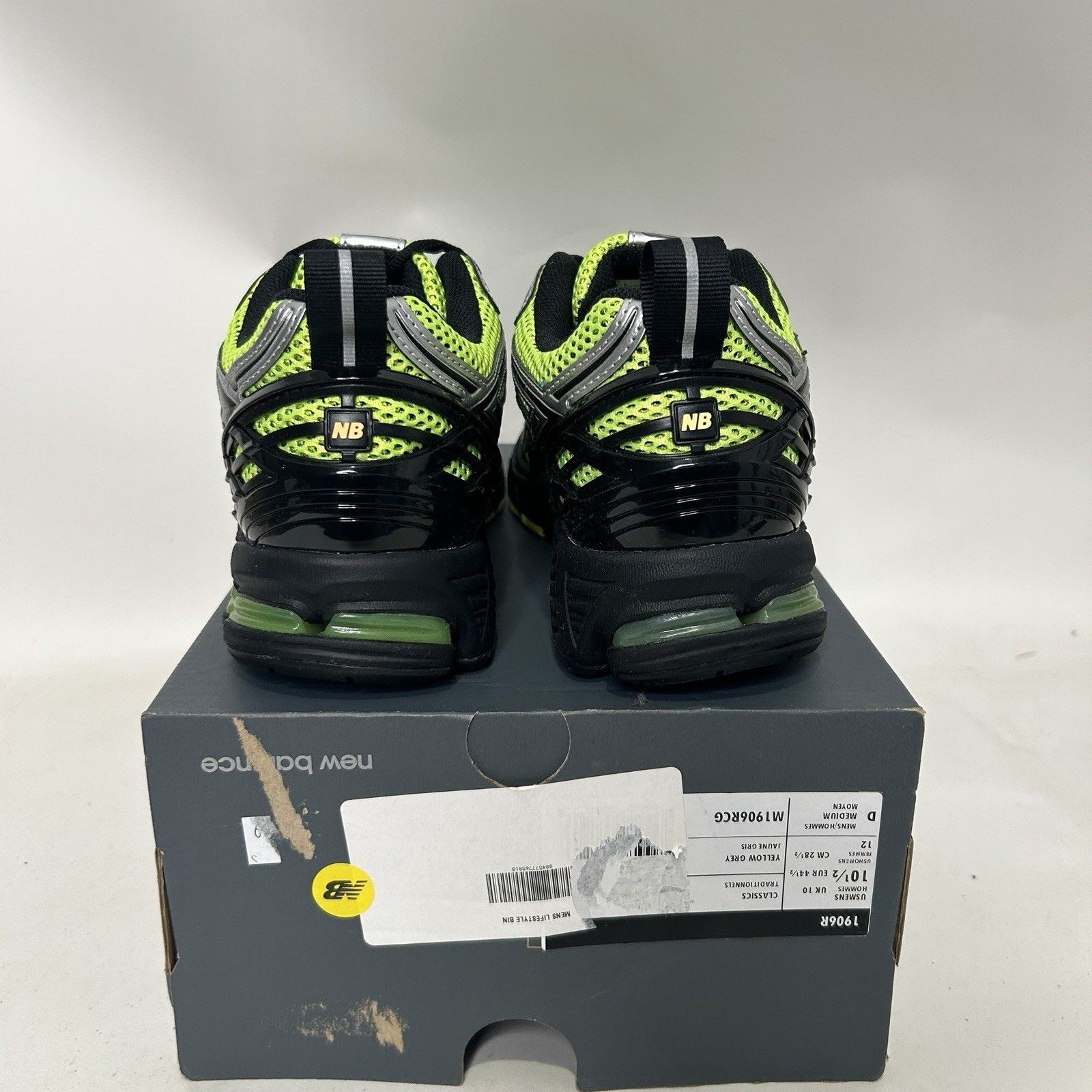 New Balance New Balance 1906R “Volt Black Silver” M1906RCG Size US 10.5 / EU 43-44 - 4 Thumbnail