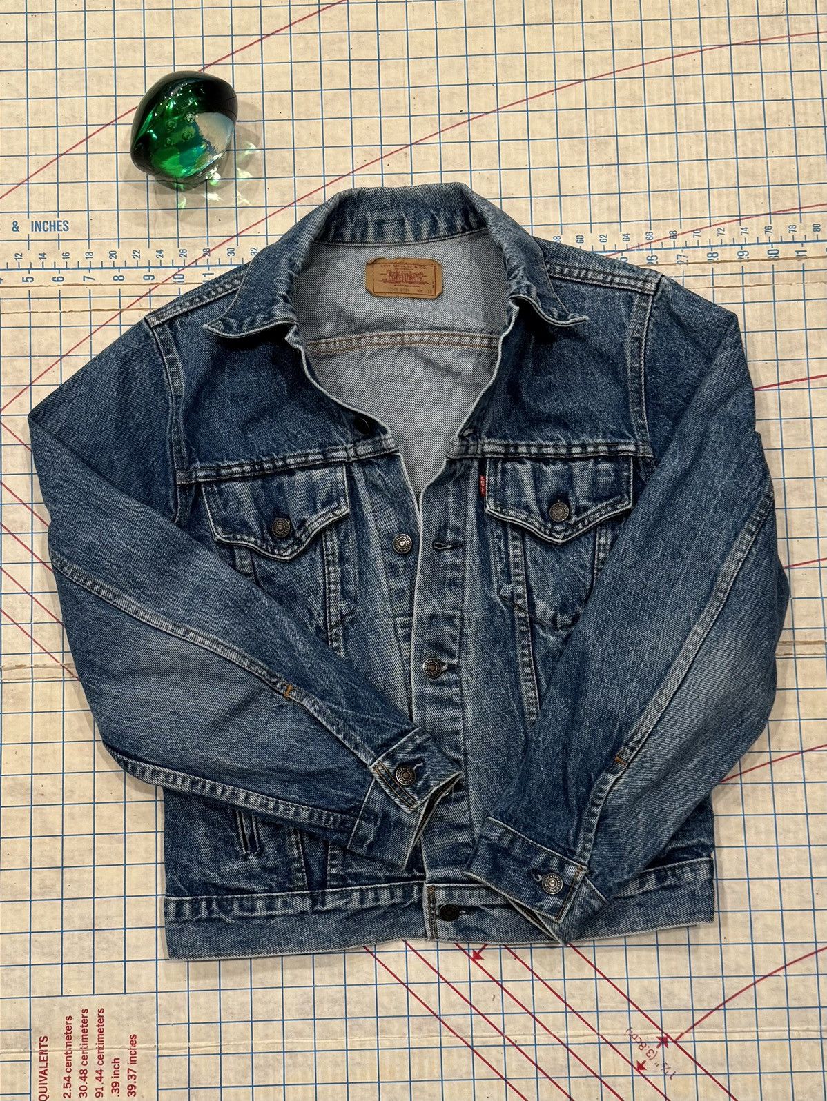 Levi's Vintage 80’s Levi’s Denim Trucker Jacket 70506 0216 Size 38 Size US S / EU 44-46 / 1 - 3 Thumbnail