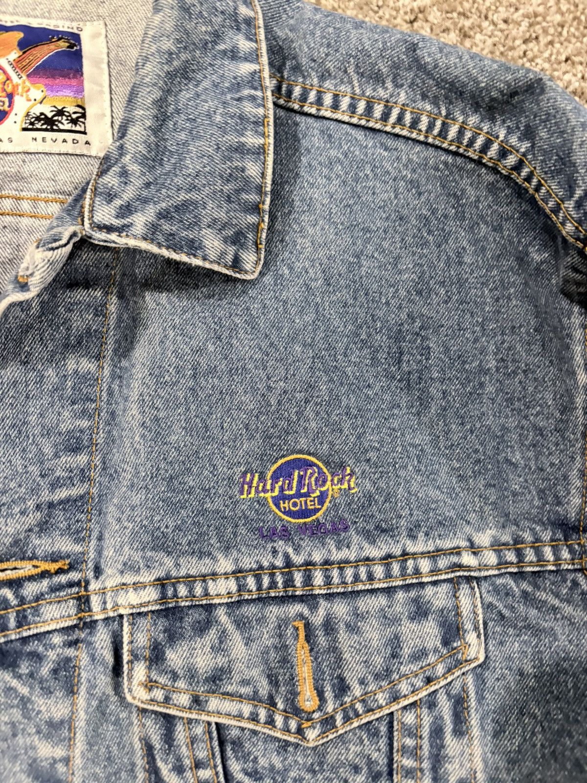 Hard Rock Cafe Vintage Hard Rock Cafe denim jacket Size US M / EU 48-50 / 2 - 2 Thumbnail