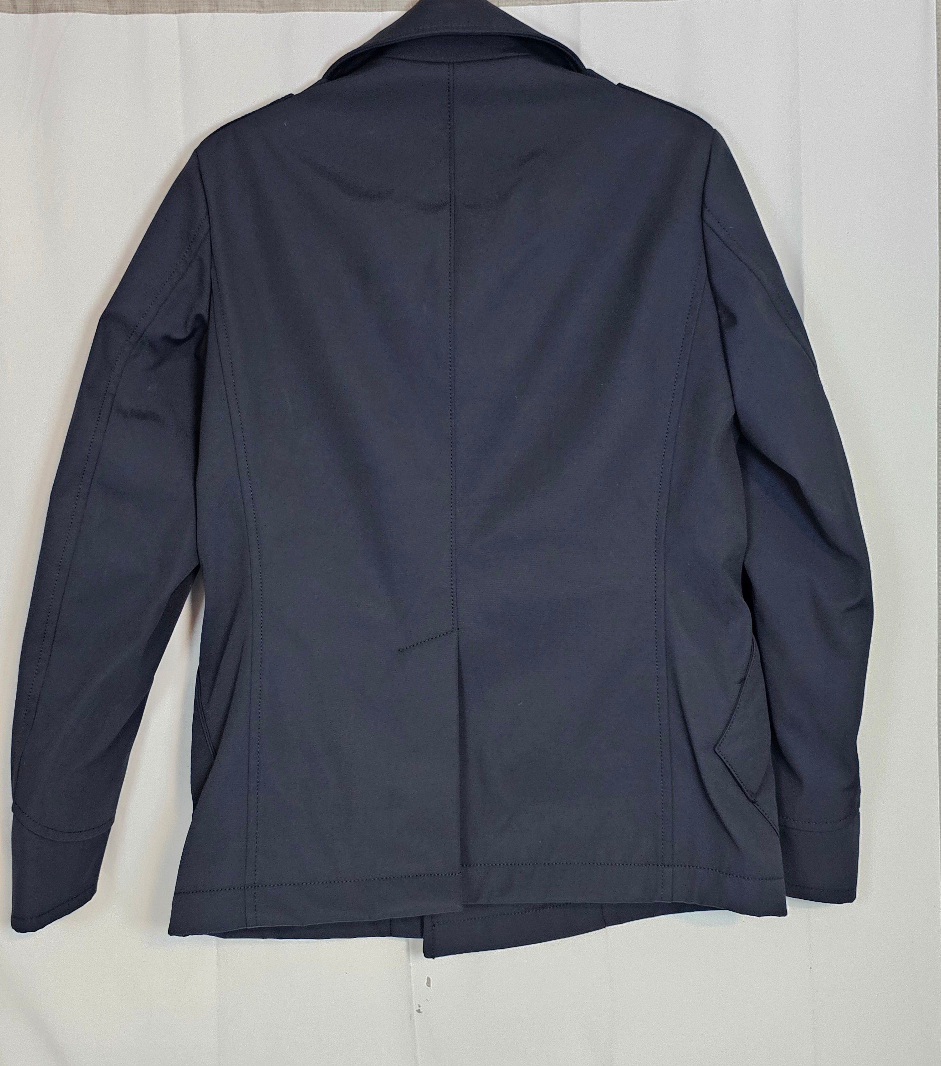 Banana Republic Banana Republic Nylon Pea Coat EUC. Woman's Small Size S / US 4 / IT 40 - 16 Thumbnail