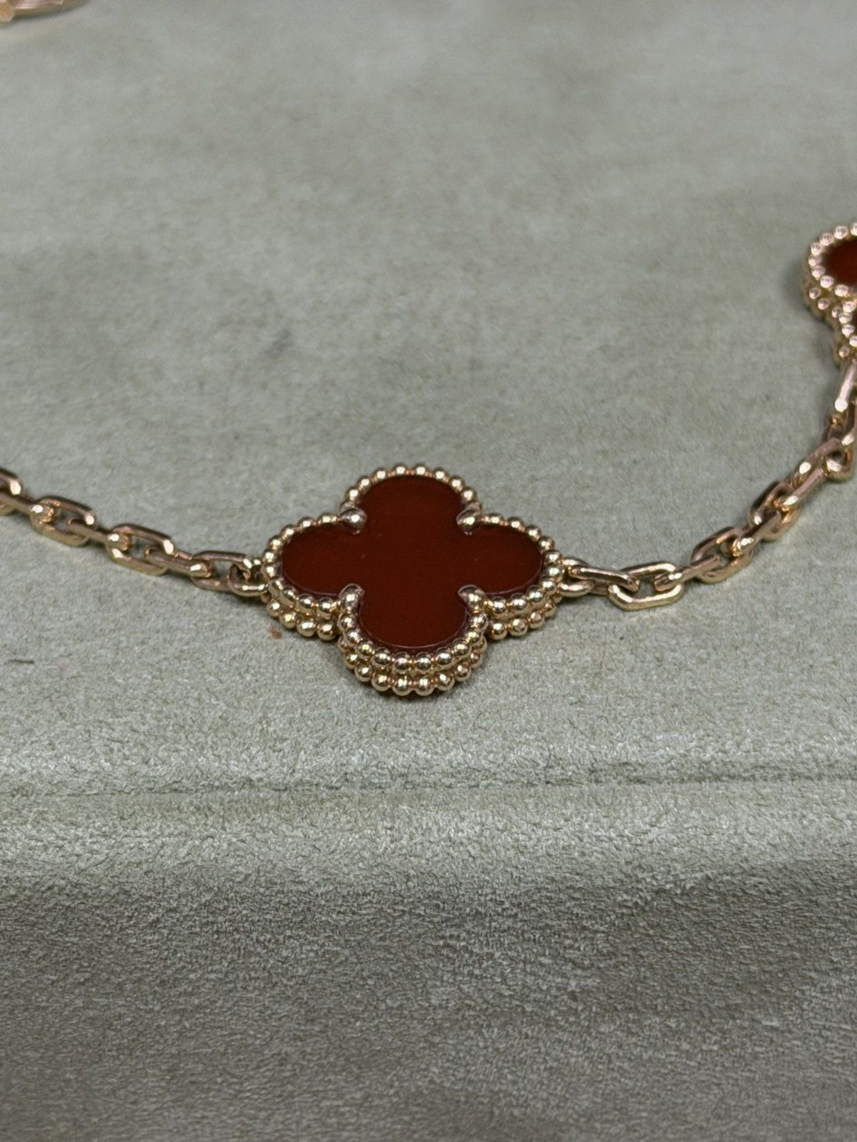 Van Cleef & Arpels Van Cleef Vintage Alhambra 5-Motif Gold Carnelian Bracelet Size ONE SIZE - 6 Thumbnail