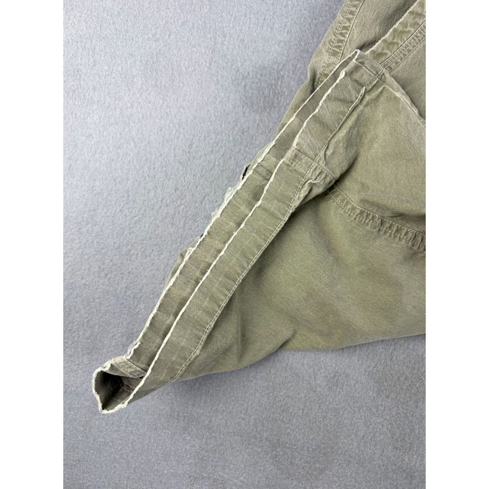 Vintage Kuhl Renegade Shorts Men’s 34 Brown Cargo Pockets Outdoor Utility Hiking Cargo Short Mens 34 Brown Size US 34 / EU 50 - 7 Thumbnail