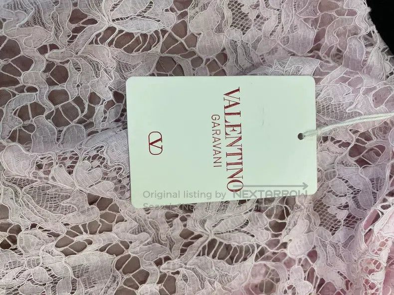 Valentino Valentino Pink lace top Size L / US 10 / IT 46 - 6 Thumbnail