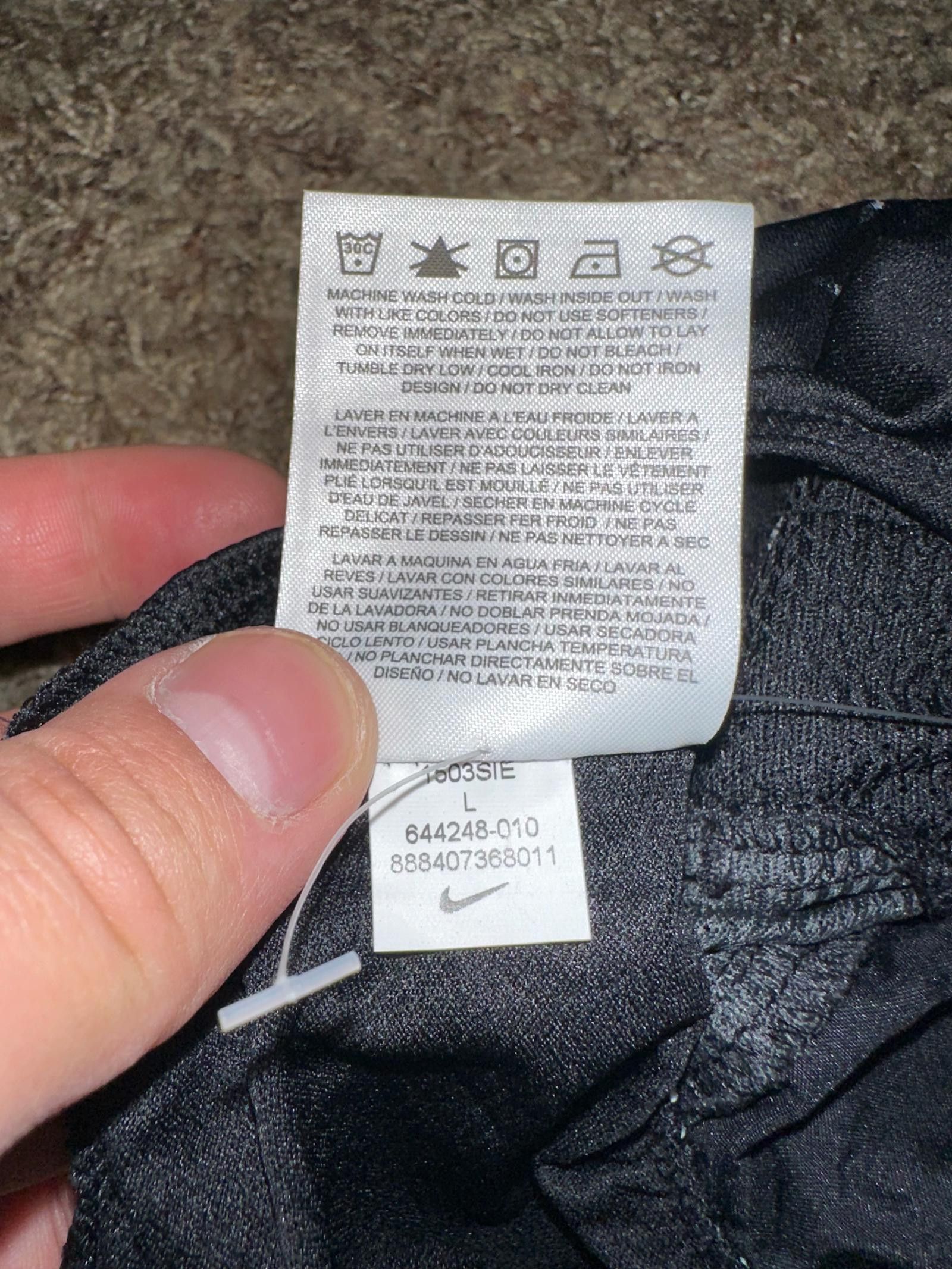 Nike Nike Men’s Challenger 8” Black Lined Running Shorts Size US 34 / EU 50 - 9 Thumbnail