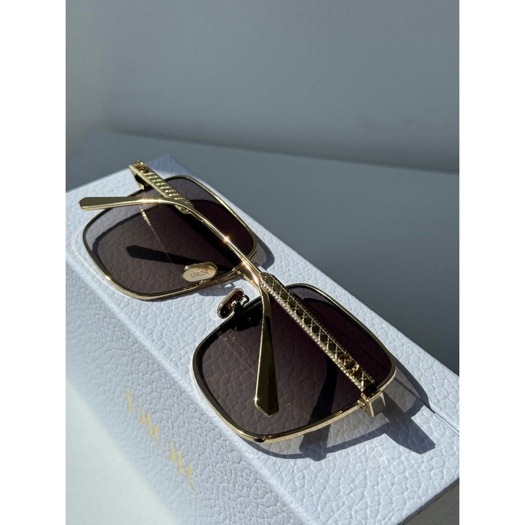 Dior NEW Dior Cannage S1U Metal Square Sunglasses in Gold Grey Size ONE SIZE - 10 Thumbnail