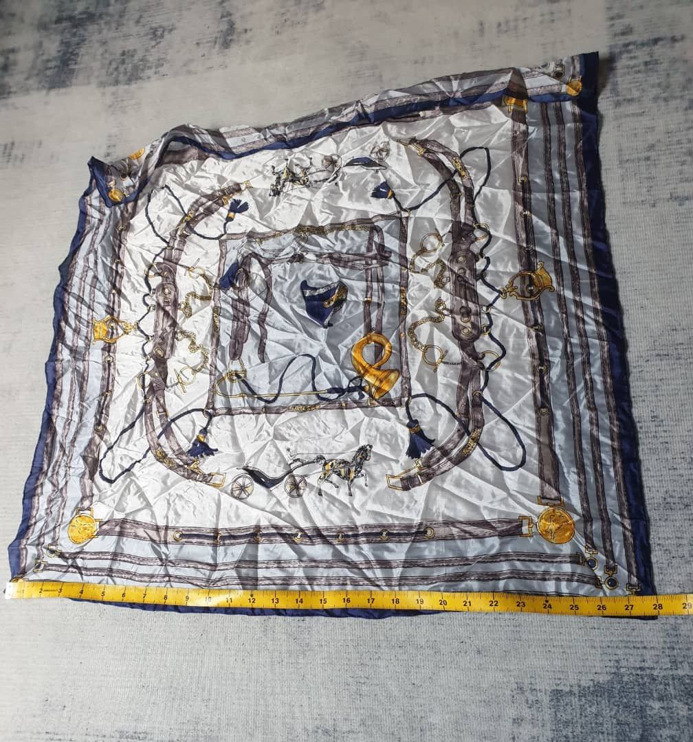Japanese Brand Unnamed baroque style white colour scarves Size ONE SIZE - 6 Thumbnail
