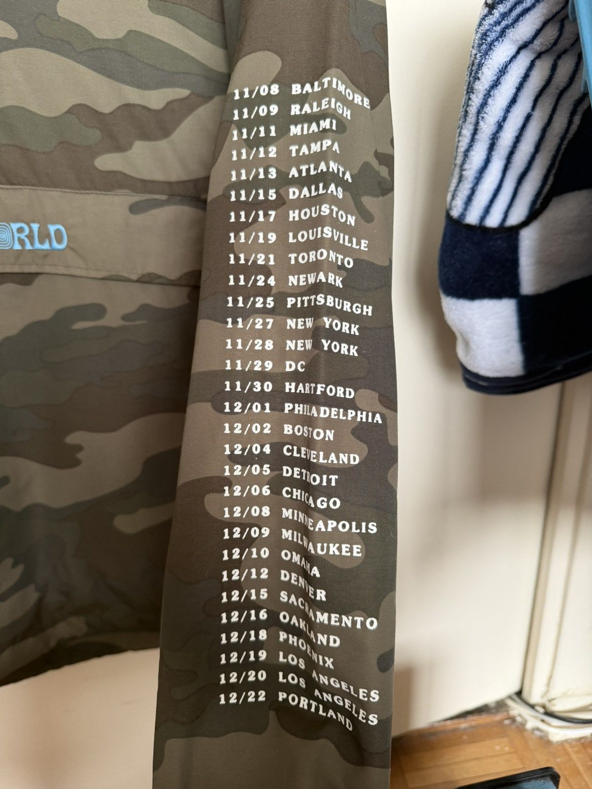 Travis Scott Astroworld Anorak Jacket Size US M / EU 48-50 / 2 - 3 Thumbnail