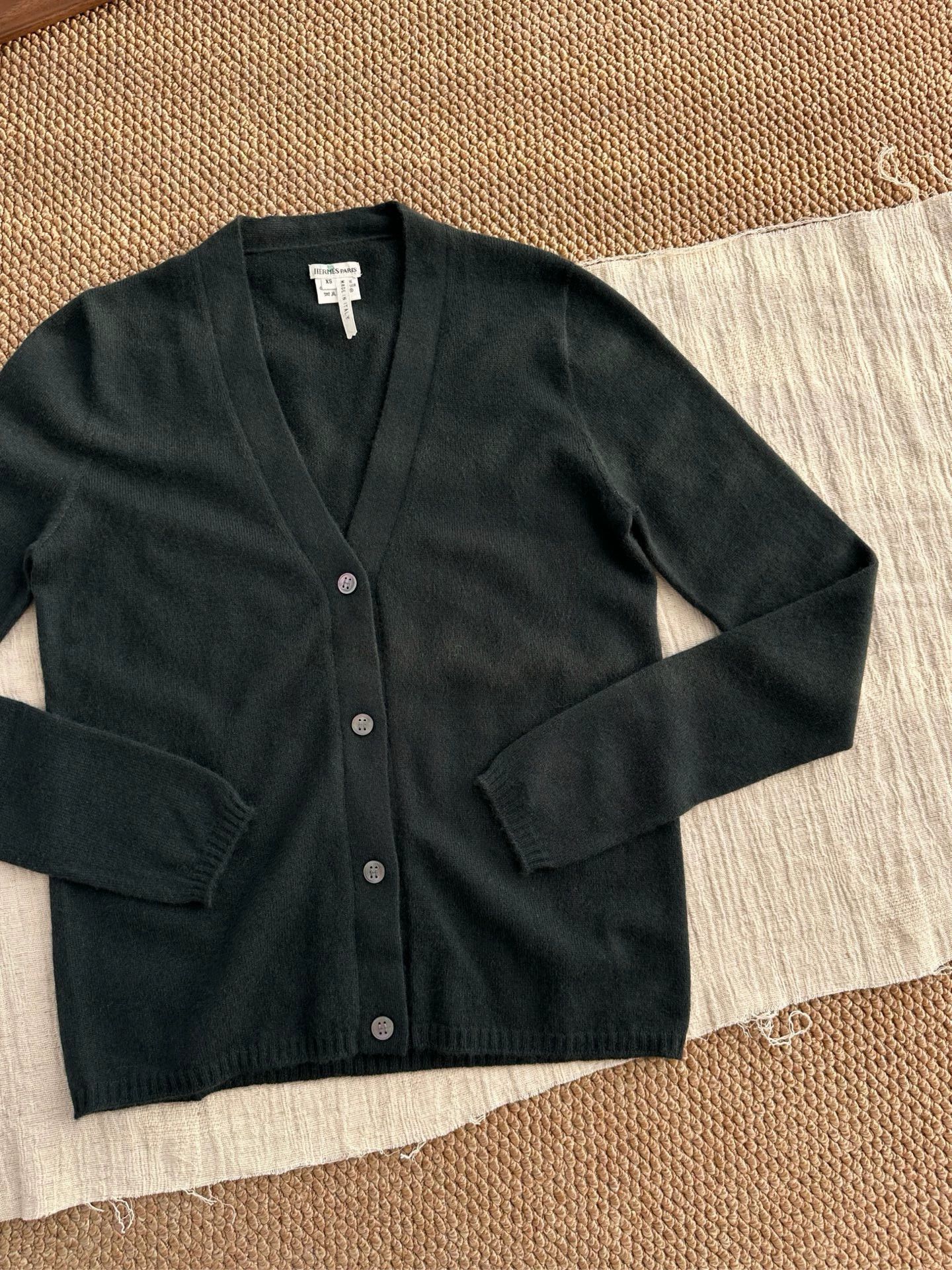 Hermes Hermès Margiela cashmere LS knit jacket wmn dark green Size XS / US 0-2 / IT 36-38 - 1 Thumbnail