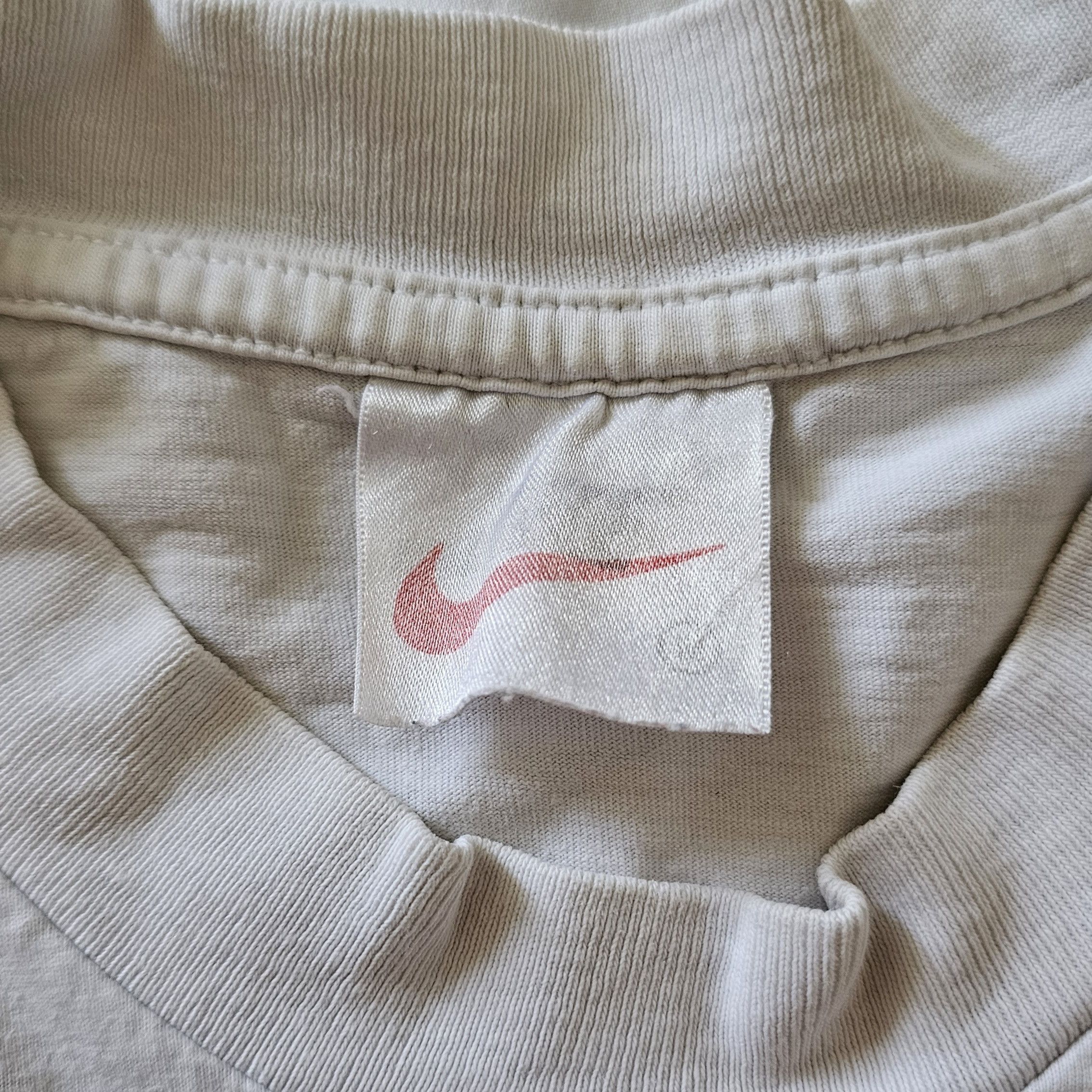 Nike Nike Soccer International Premier Cup Size US M / EU 48-50 / 2 - 5 Thumbnail