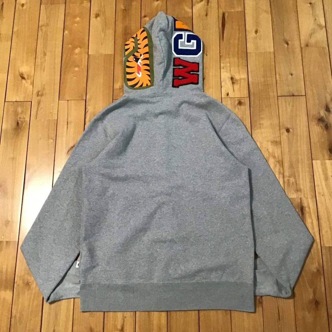 Bape BAPE WGM shark full zip hoodie a bathing ape Size US L / EU 52-54 / 3 - 3 Thumbnail
