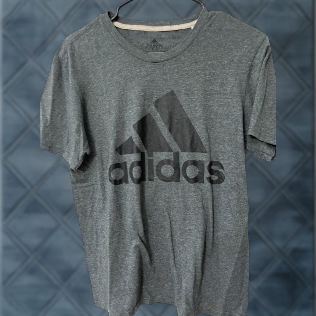 Adidas Adidas The Go-To Tee Shirt Mens Small Gray Short Sleeve Logo Athletic Fit Size US S / EU 44-46 / 1 - 1 Thumbnail