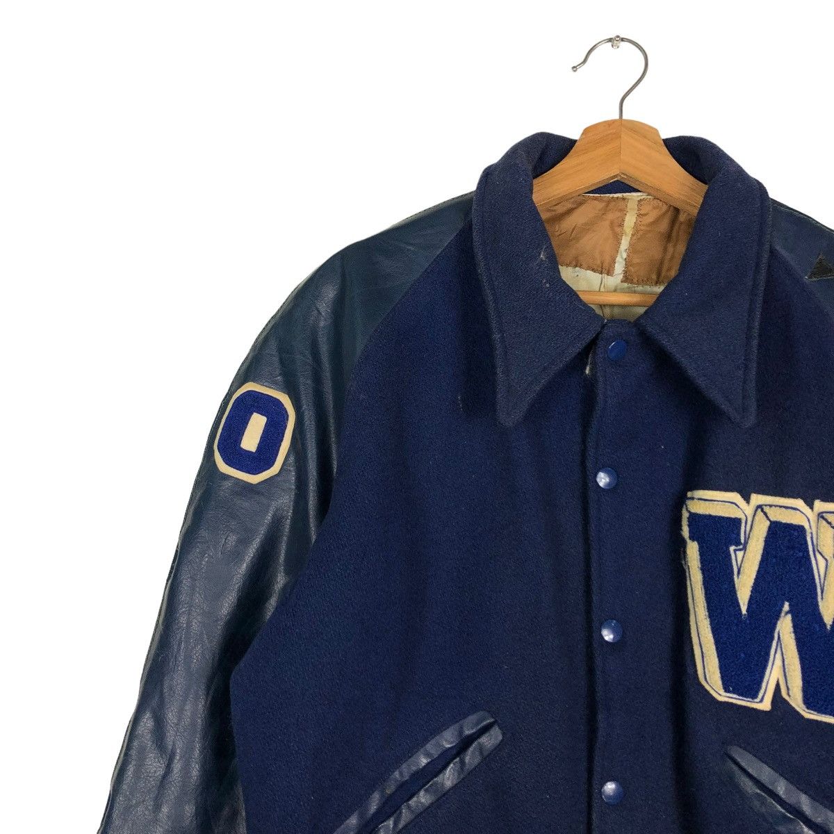 Toyo Enterprises VINTAGE LEATHER VARSITY JACKET JUMPER BIG LOGO USA Size US M / EU 48-50 / 2 - 5 Thumbnail