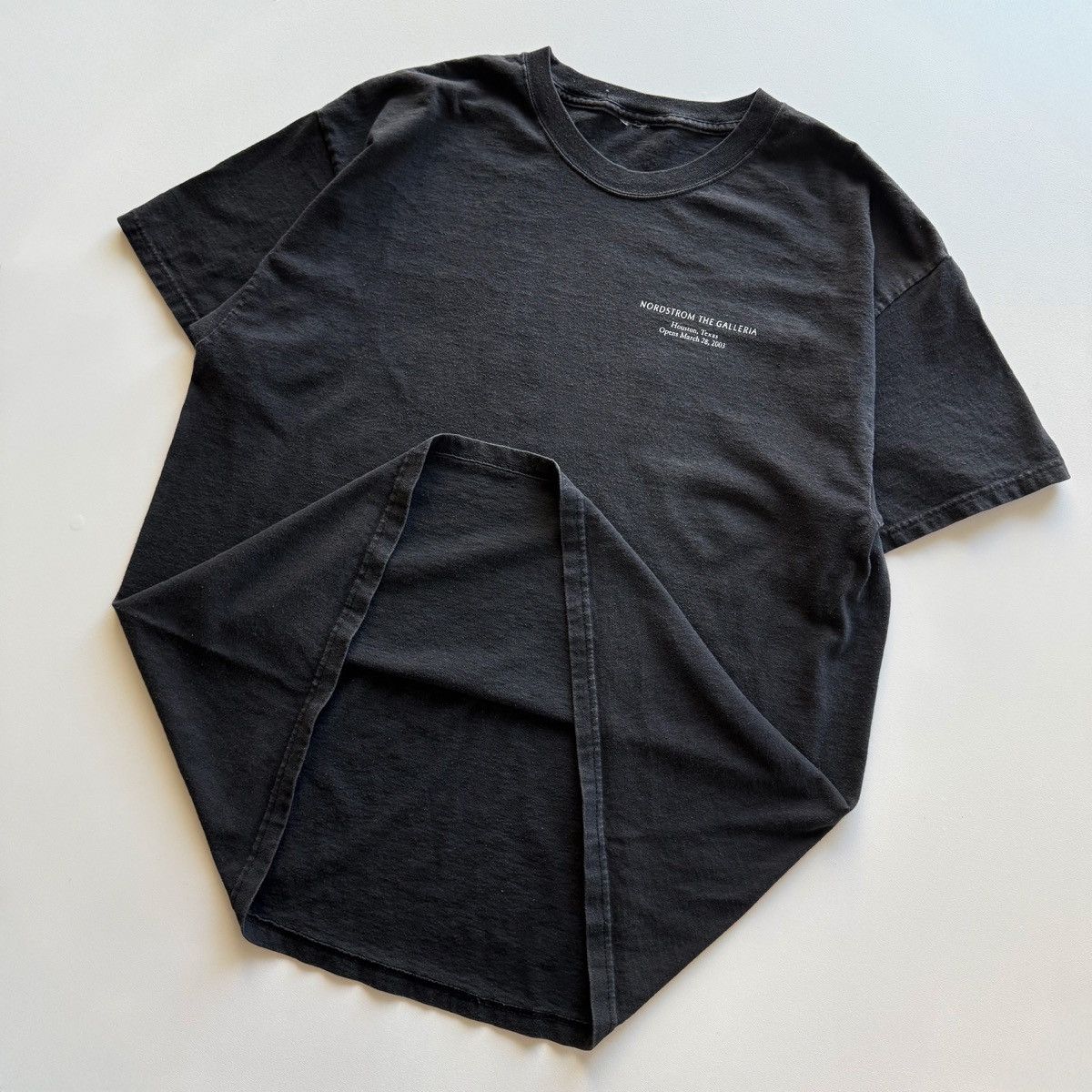 Vintage 2003 Vintage Nordstrom Galleria Planet Wow Tee Size US XL / EU 56 / 4 - 4 Thumbnail