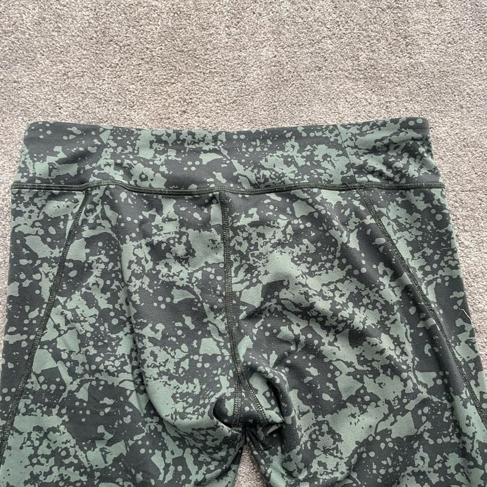 The North Face The North Face Leggings Capris Yoga Pants Camouflage Women's Size 36" / US 14 / IT 50 - 7 Thumbnail