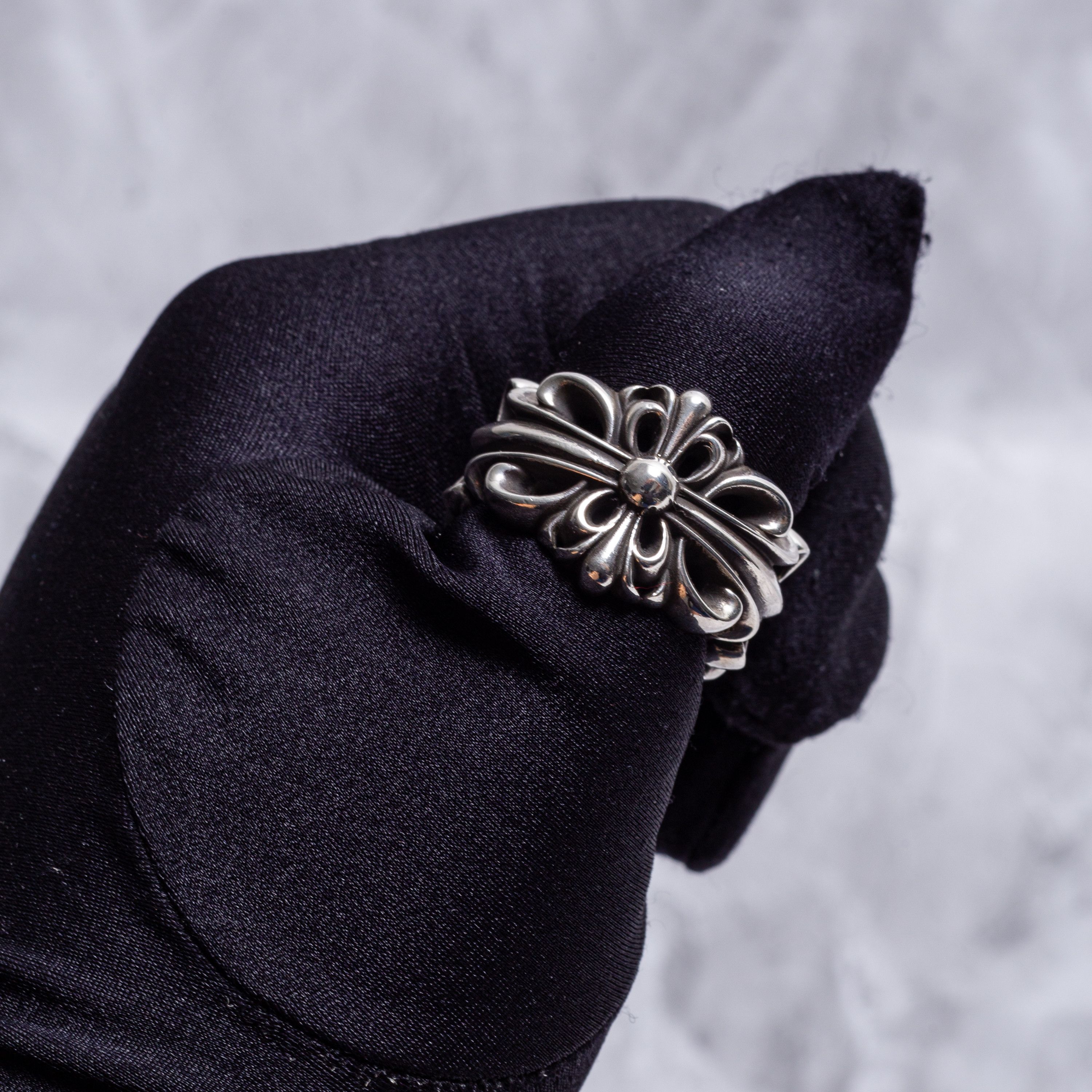 Chrome Hearts CHROME HEARTS Double Floral Ring Size ONE SIZE - 13 Thumbnail