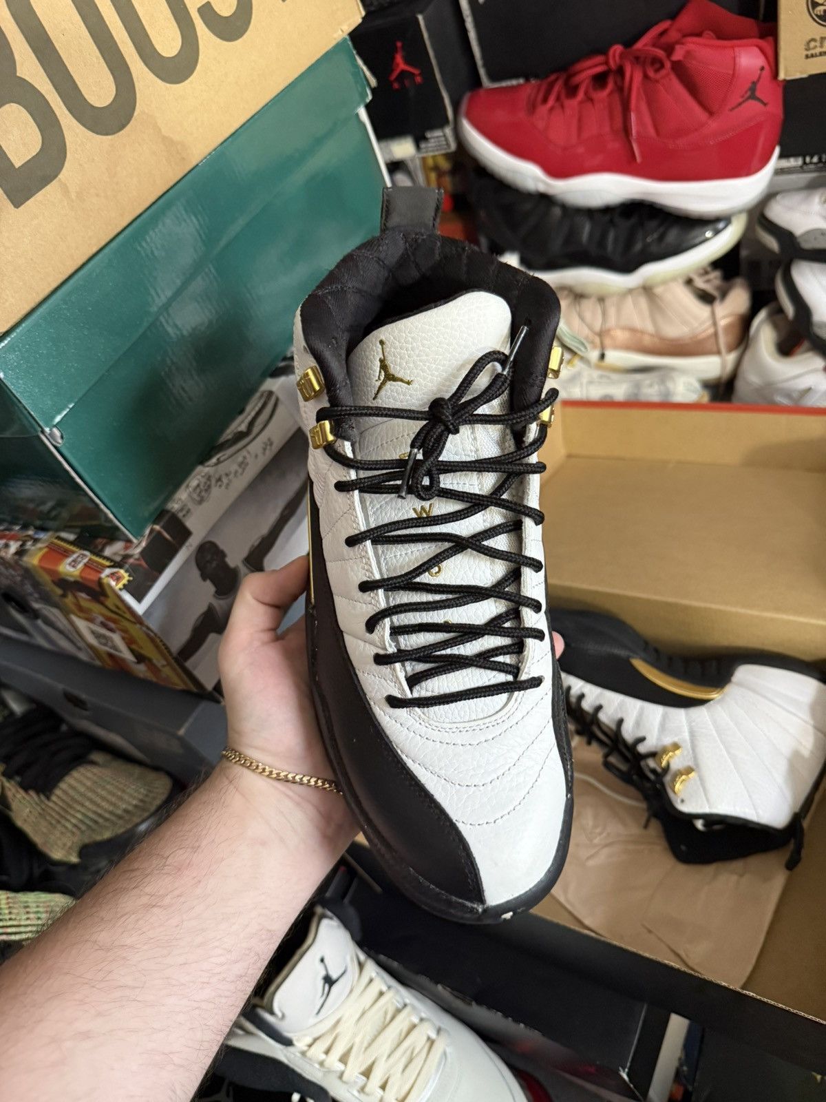 Jordan Brand Jordan retro 12 reverse taxi sz 8.5 Size US 8.5 / EU 41-42 - 2 Thumbnail