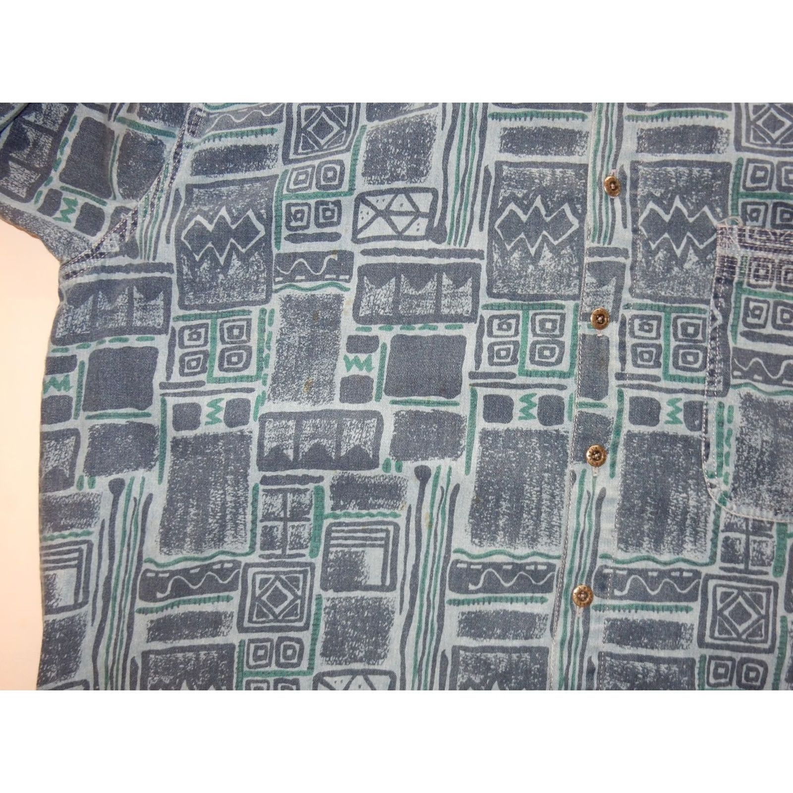 Levi's VTG Levis Button-Up Shirt XL Men Blue Cotton Denim 31in Length Long Sleeve Faint Stains Size US XL / EU 56 / 4 - 6 Thumbnail