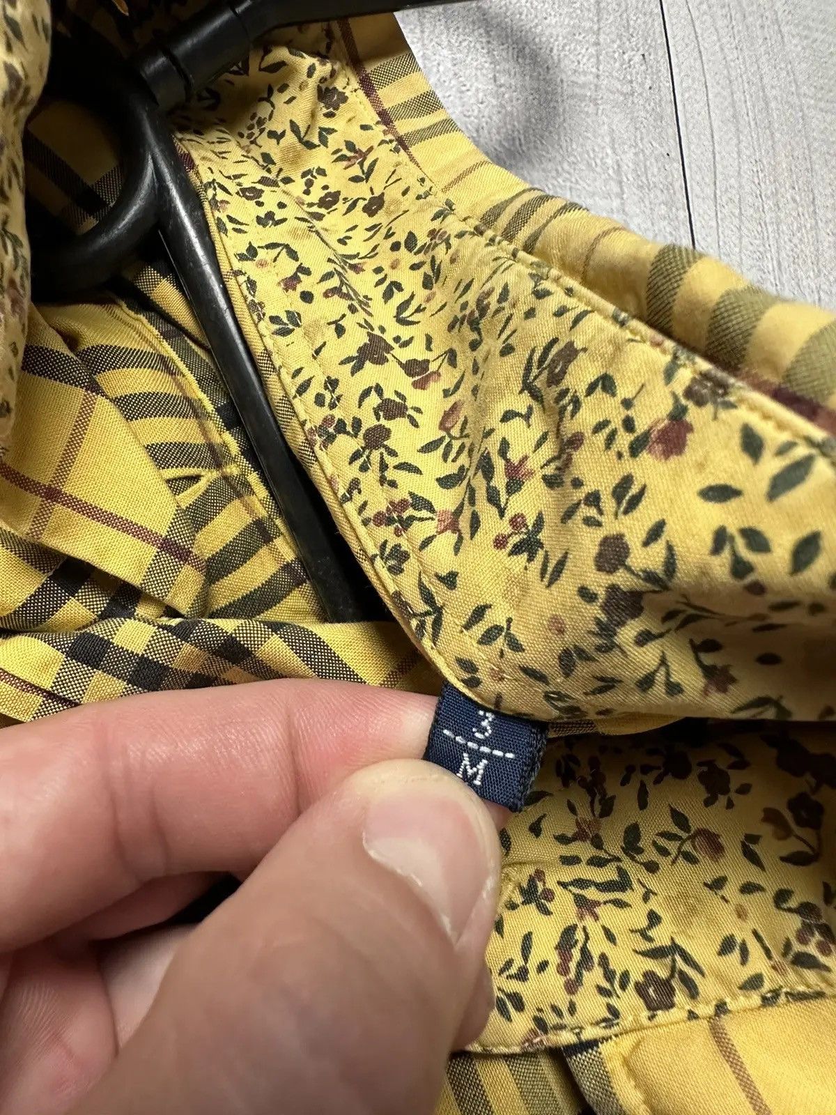 Burberry Vintage Burberry plaid long sleeve shirt size M rare Size US M / EU 48-50 / 2 - 5 Thumbnail