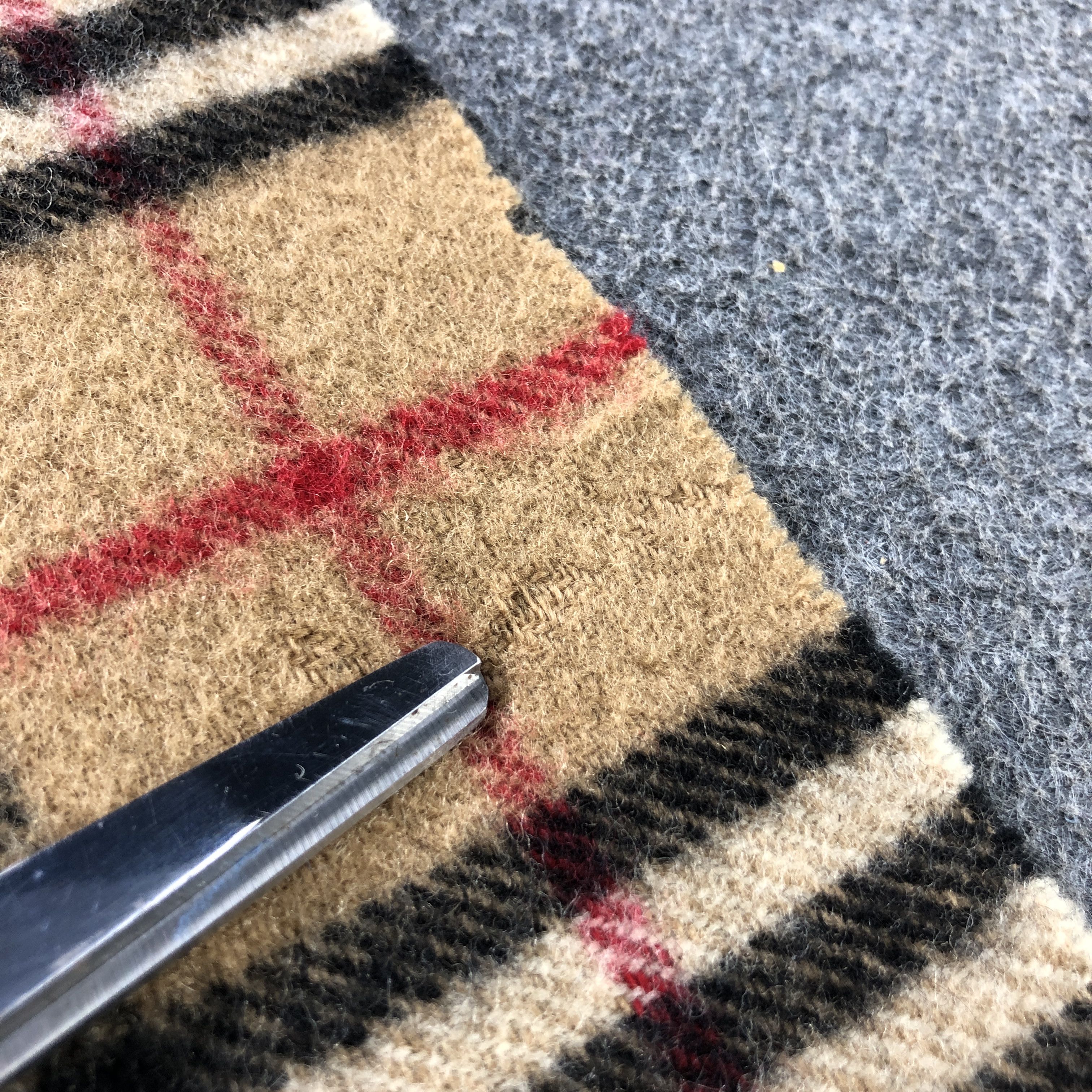 Burberry Burberry Tan Nova Check Wool Scarf Muffler V2869 Size ONE SIZE - 15 Thumbnail