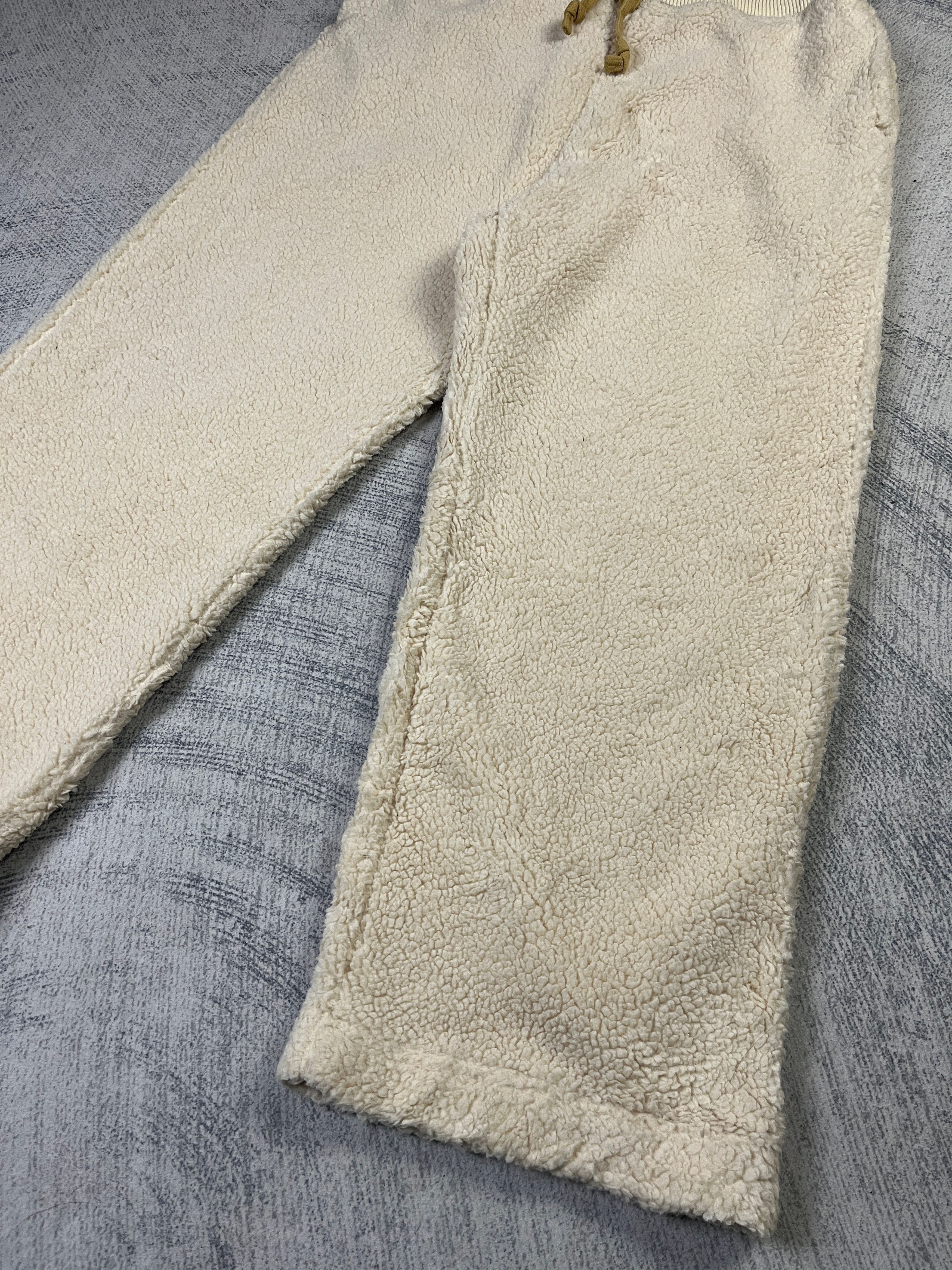 Japanese Brand J.W. Anderson X Uniqlo Fleece Sweatpants XL Size US 34 / EU 50 - 5 Thumbnail