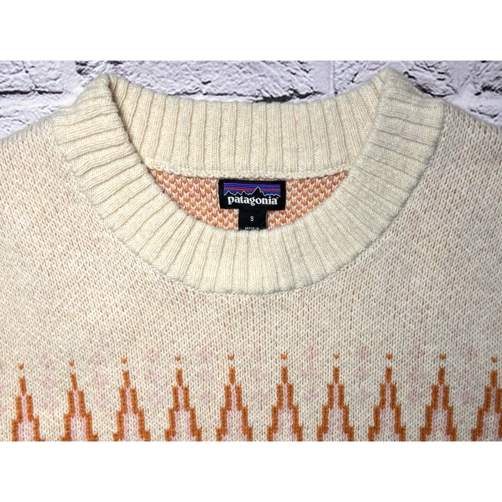 Patagonia Patagonia Women's Sweater Crewneck Wool Blend Knit Beige Regular S Pullover, 51025, EUC, Fall Winter Long Sleeve Size S / US 4 / IT 40 - 4 Thumbnail