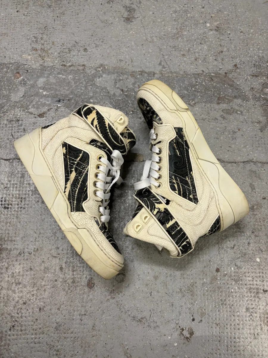 Givenchy 2013 Givenchy Tyson Palm High White Leather Sneakers Size US 7 / EU 40 - 3 Thumbnail