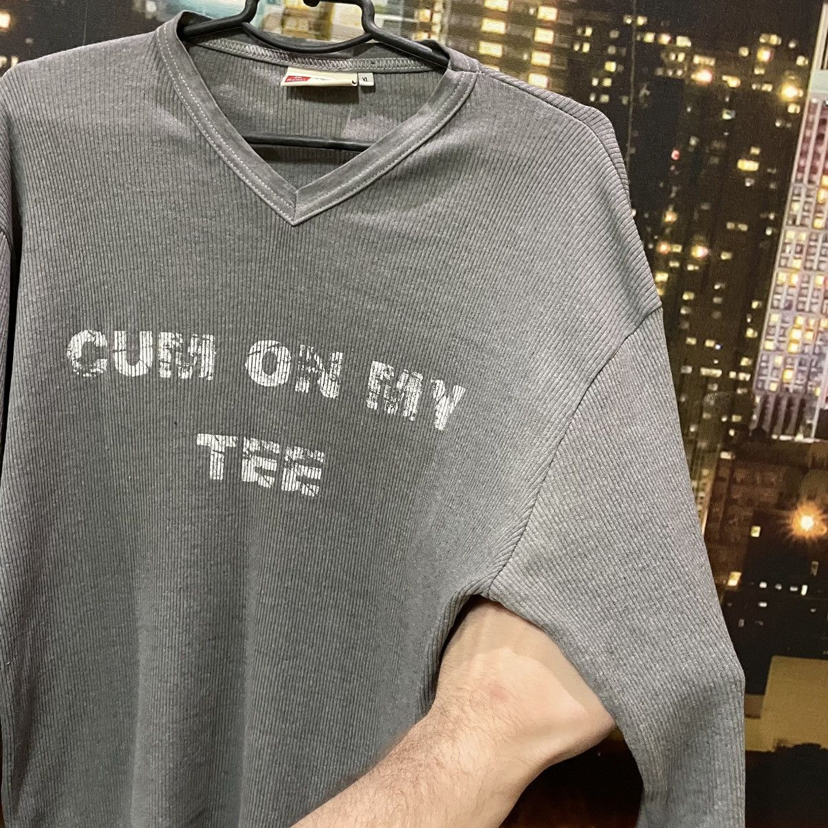 4GSELLER VINTAGE 90S CUM ON MY TEE FUNNY BAND ROCK PORN STAR TEE Y2K Size US XL / EU 56 / 4 - 5 Thumbnail