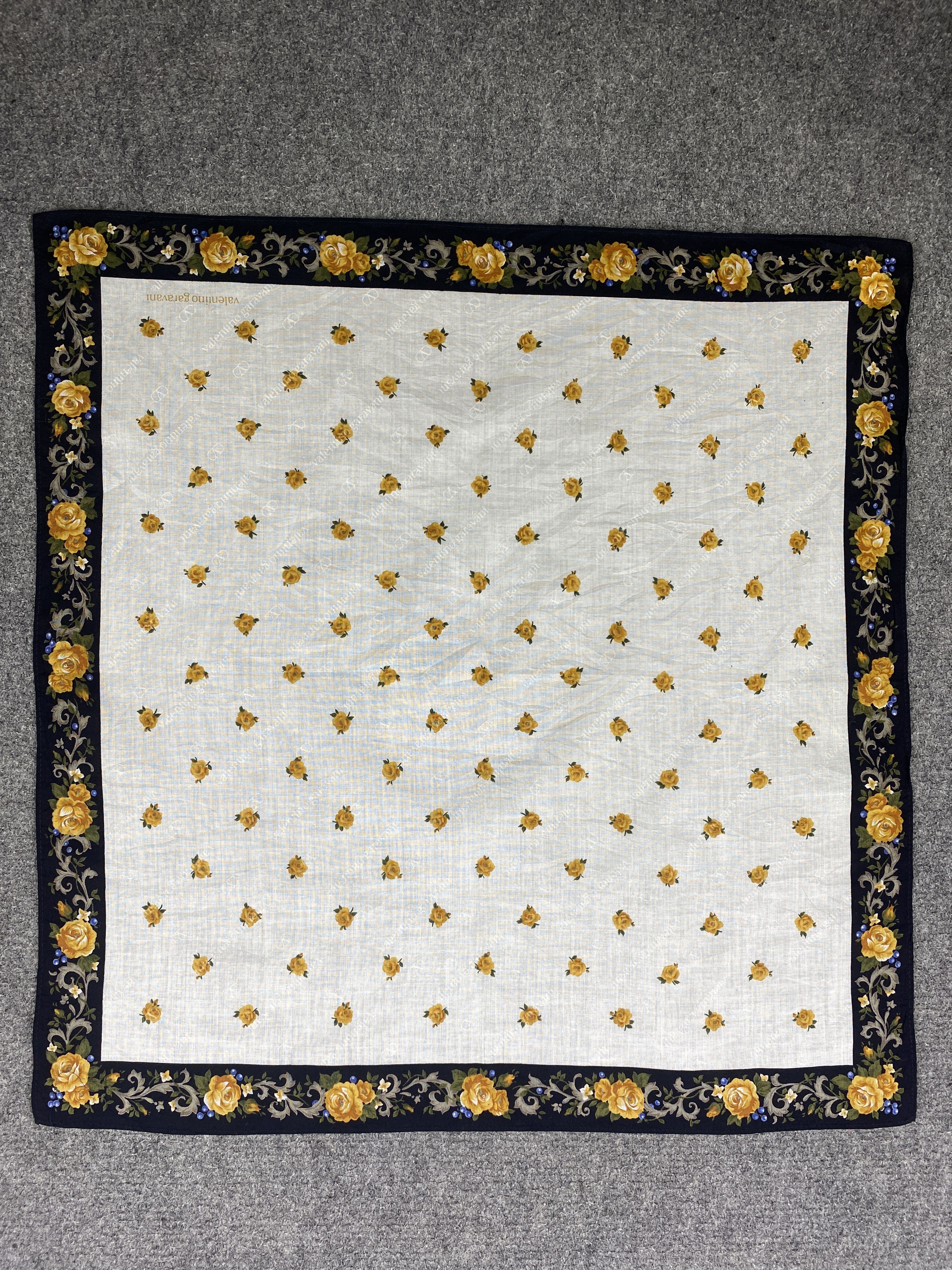 Valentino Valentino Garavani Handkerchief / Neckerchief HKC0772 Size ONE SIZE - 4 Thumbnail