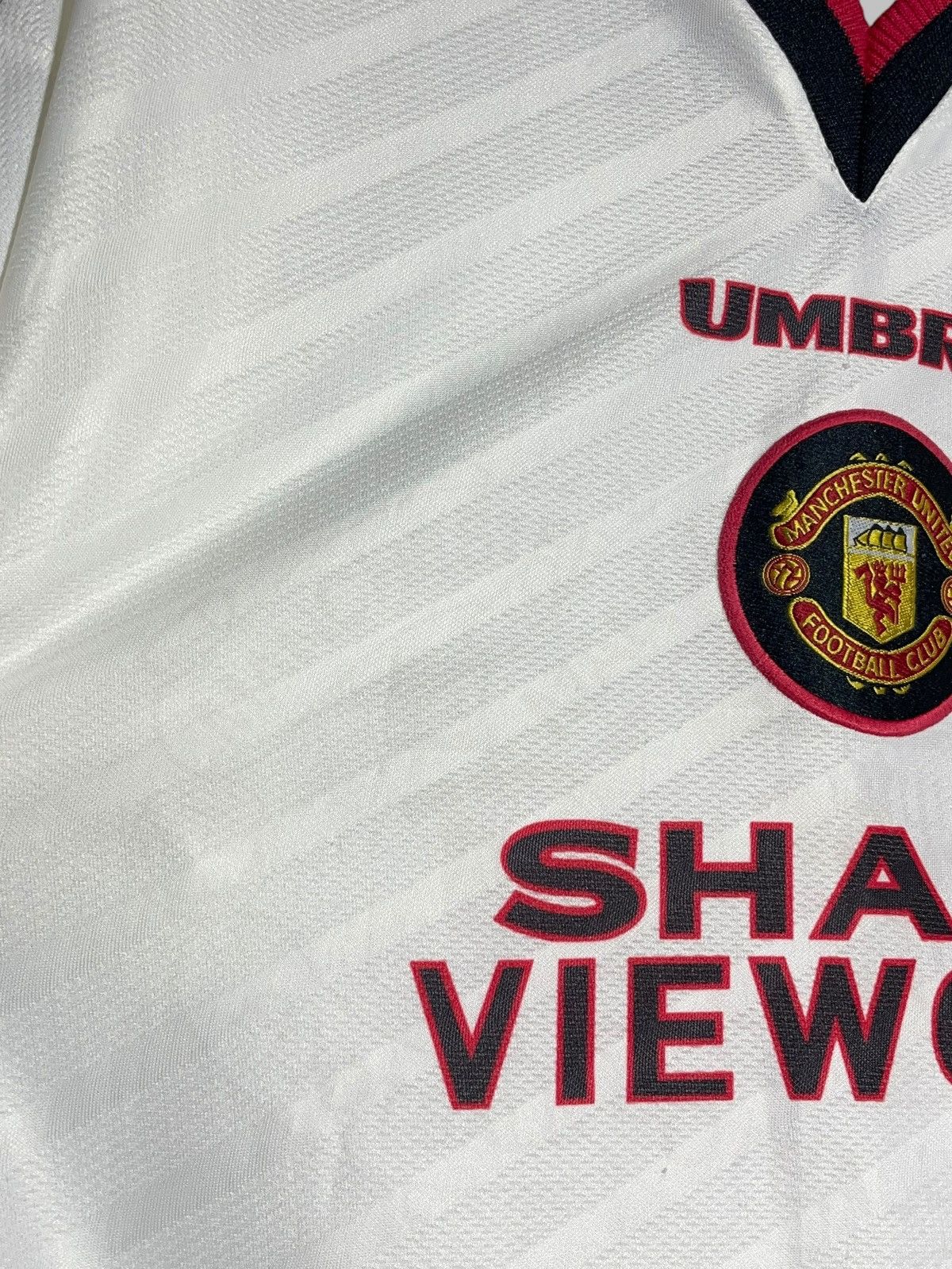 Umbro × Vintage Manchester United Umbro 1996/97 Away Vintage Football Shirt Size US M / EU 48-50 / 2 - 6 Thumbnail