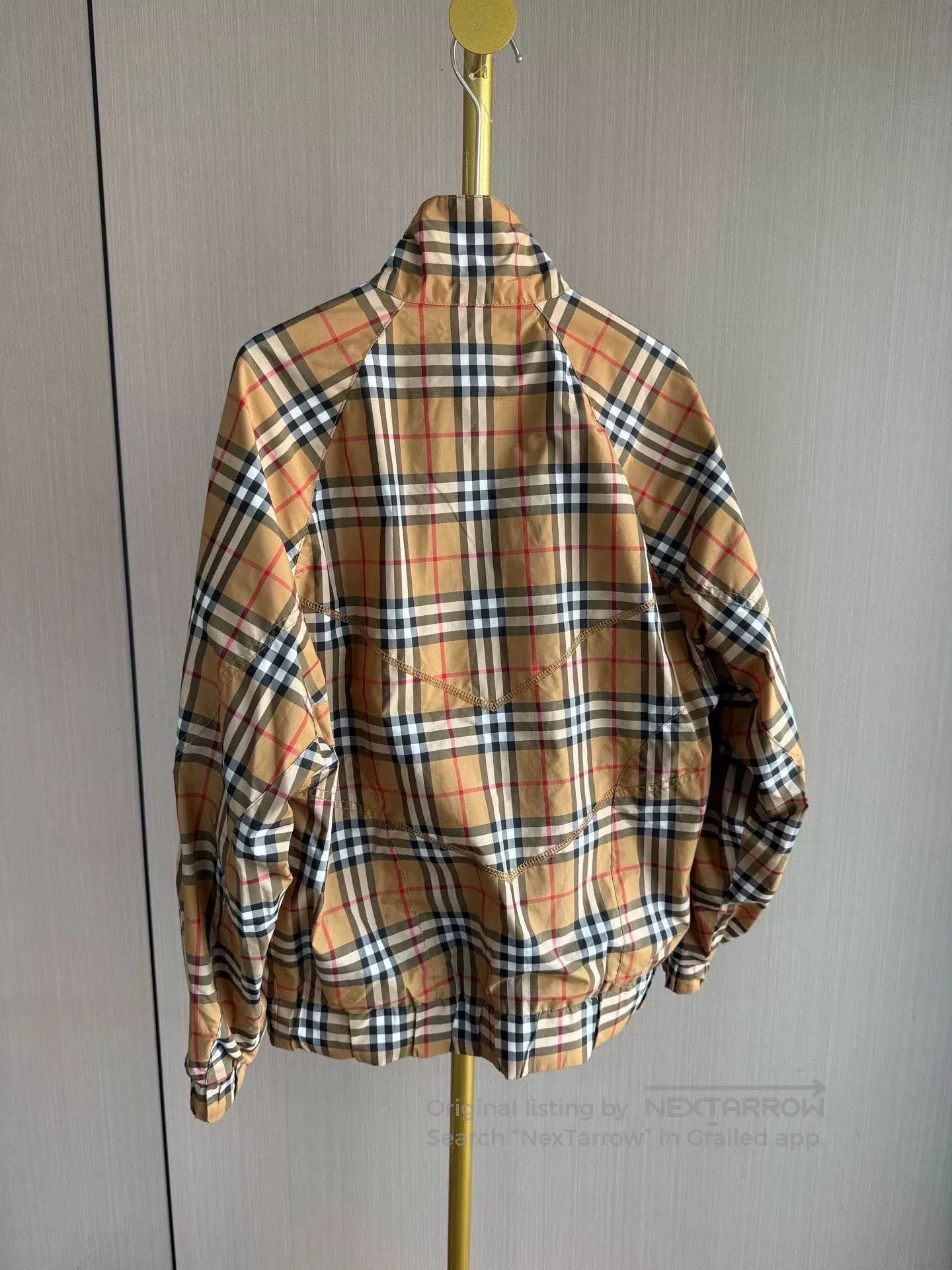 Burberry Burberry Check Zip-Up Jacket. Size US S / EU 44-46 / 1 - 2 Thumbnail