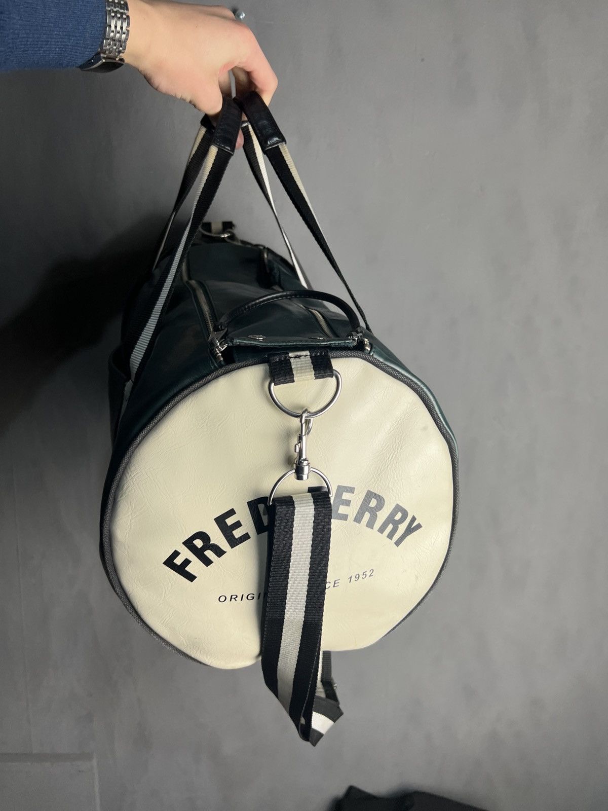 Fred Perry Fred Perry Shoulder Bag Leather Size ONE SIZE - 8 Thumbnail