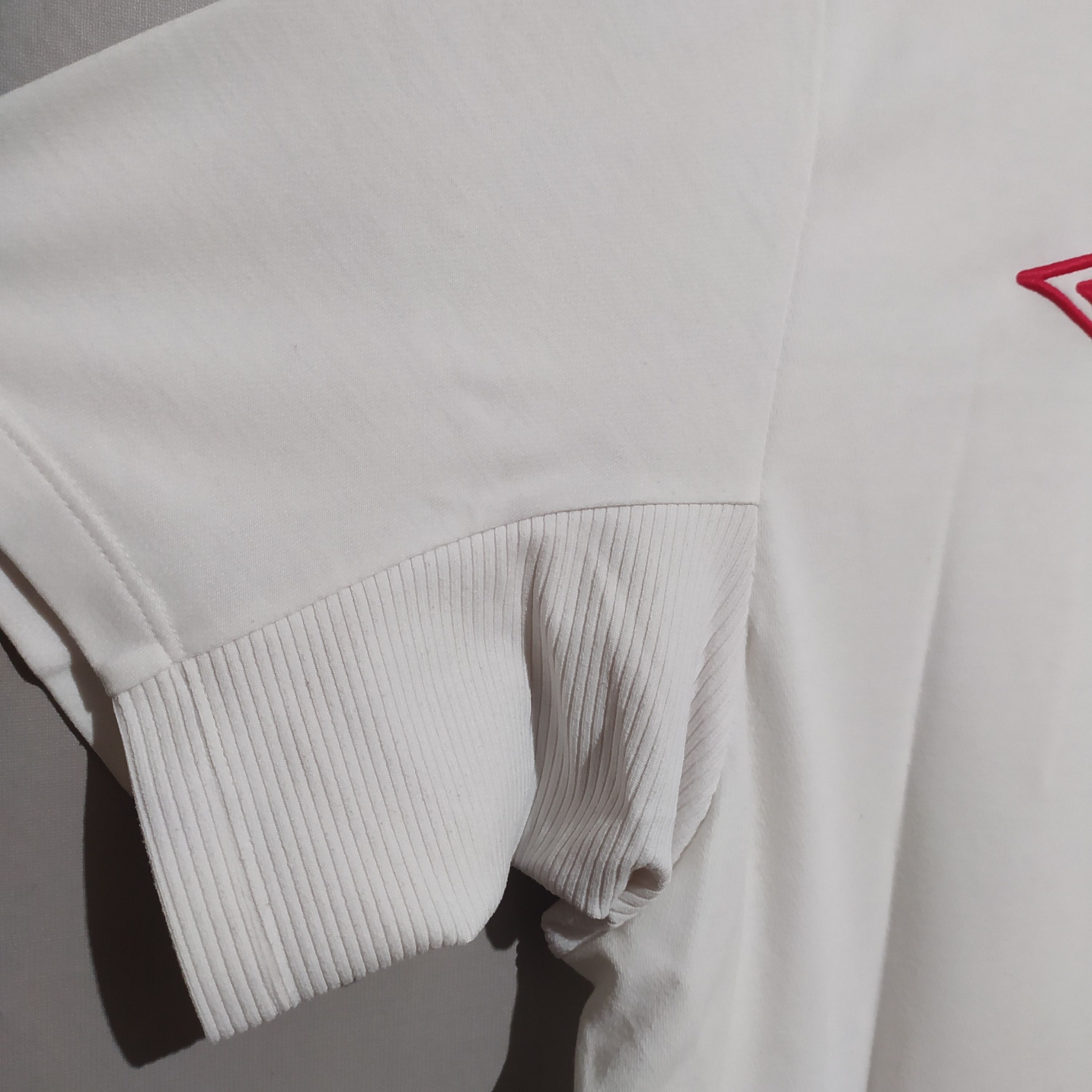 Umbro Umbro x England 2009/10 Beckham #17 Home Soccer Jersey Size US L / EU 52-54 / 3 - 11 Thumbnail