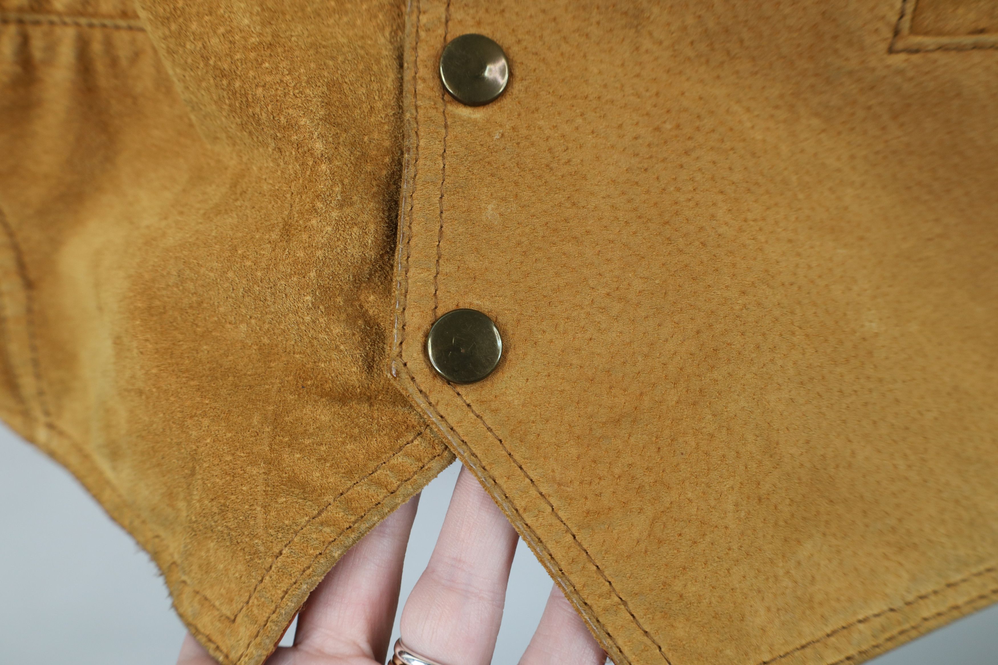 Vintage Vintage 90s Streetwear Western Suede Leather Vest Jacket Size US XL / EU 56 / 4 - 6 Thumbnail