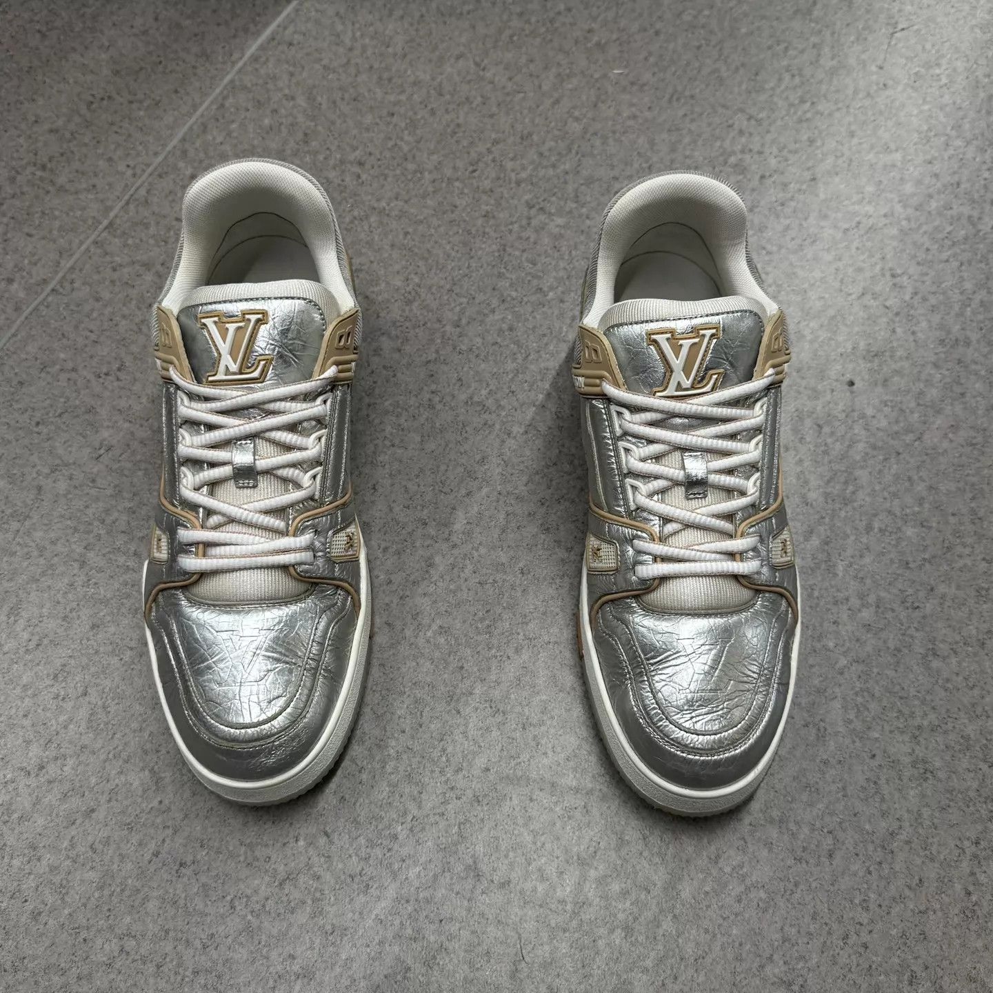 Louis Vuitton LV Trainer White/Silver/Brown US9/43 Unworn Size US 10 / EU 43 - 5 Thumbnail