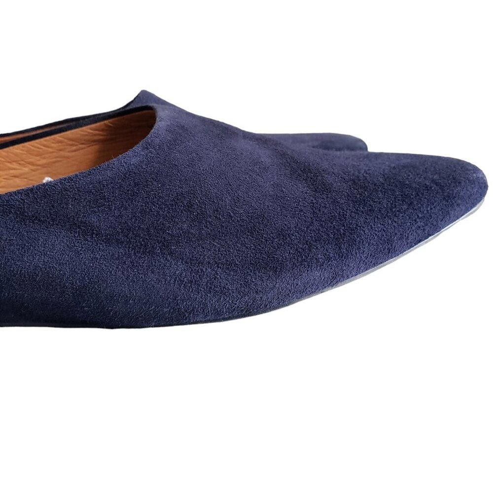 Designer SH105 Andre Assous Norma Suede Navy Featherweight Flat 9.5 Size US 9.5 / IT 39.5 - 4 Thumbnail
