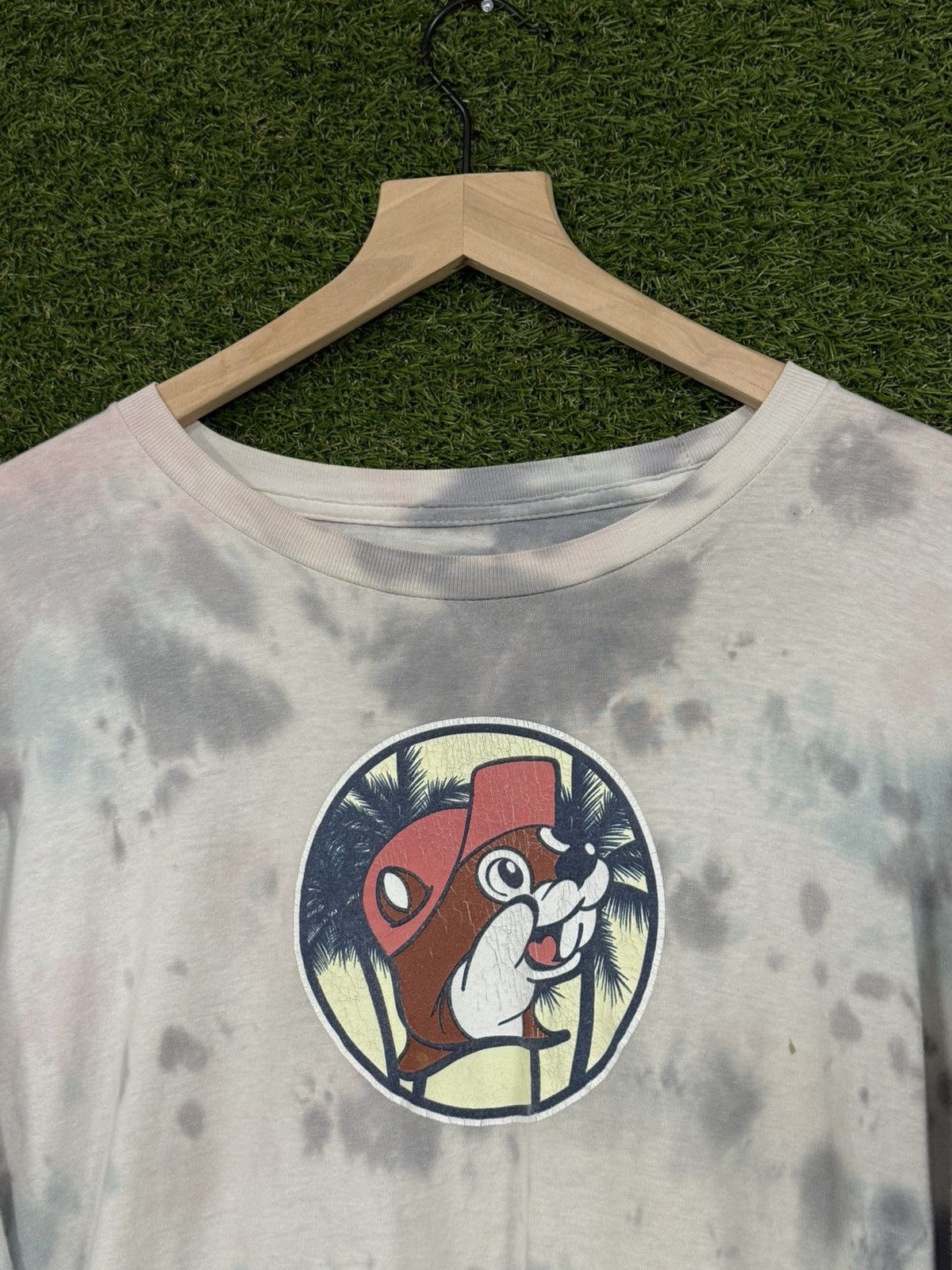 Vintage Vintage Buc-ee's Tie Dye Hippie Baja Beach Gas Logo Tee XL Size US XL / EU 56 / 4 - 2 Thumbnail