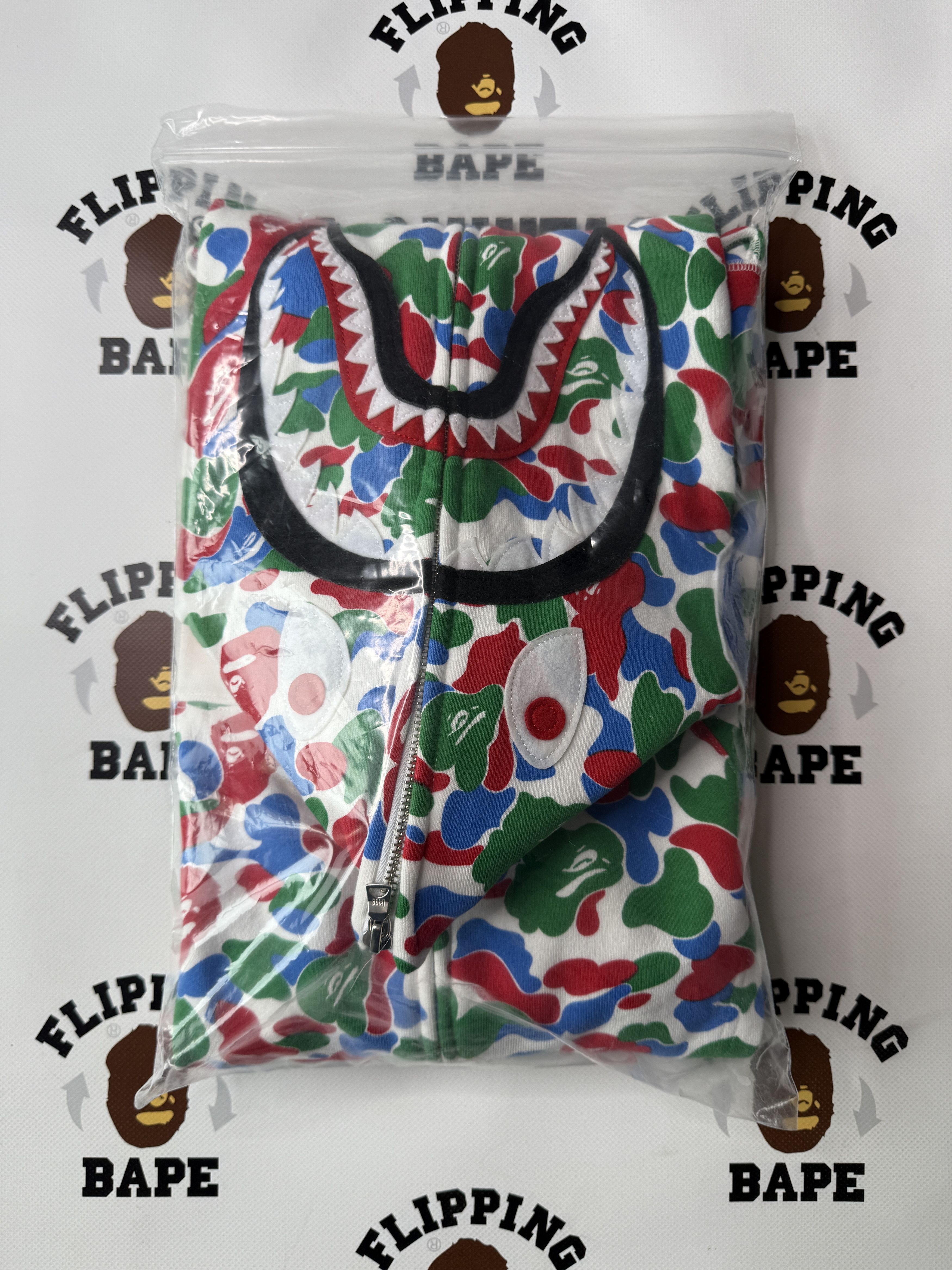 Bape BAPE QINGDAO SEPARATE SHARK FULL ZIP HOODIE Size US M / EU 48-50 / 2 - 17 Thumbnail