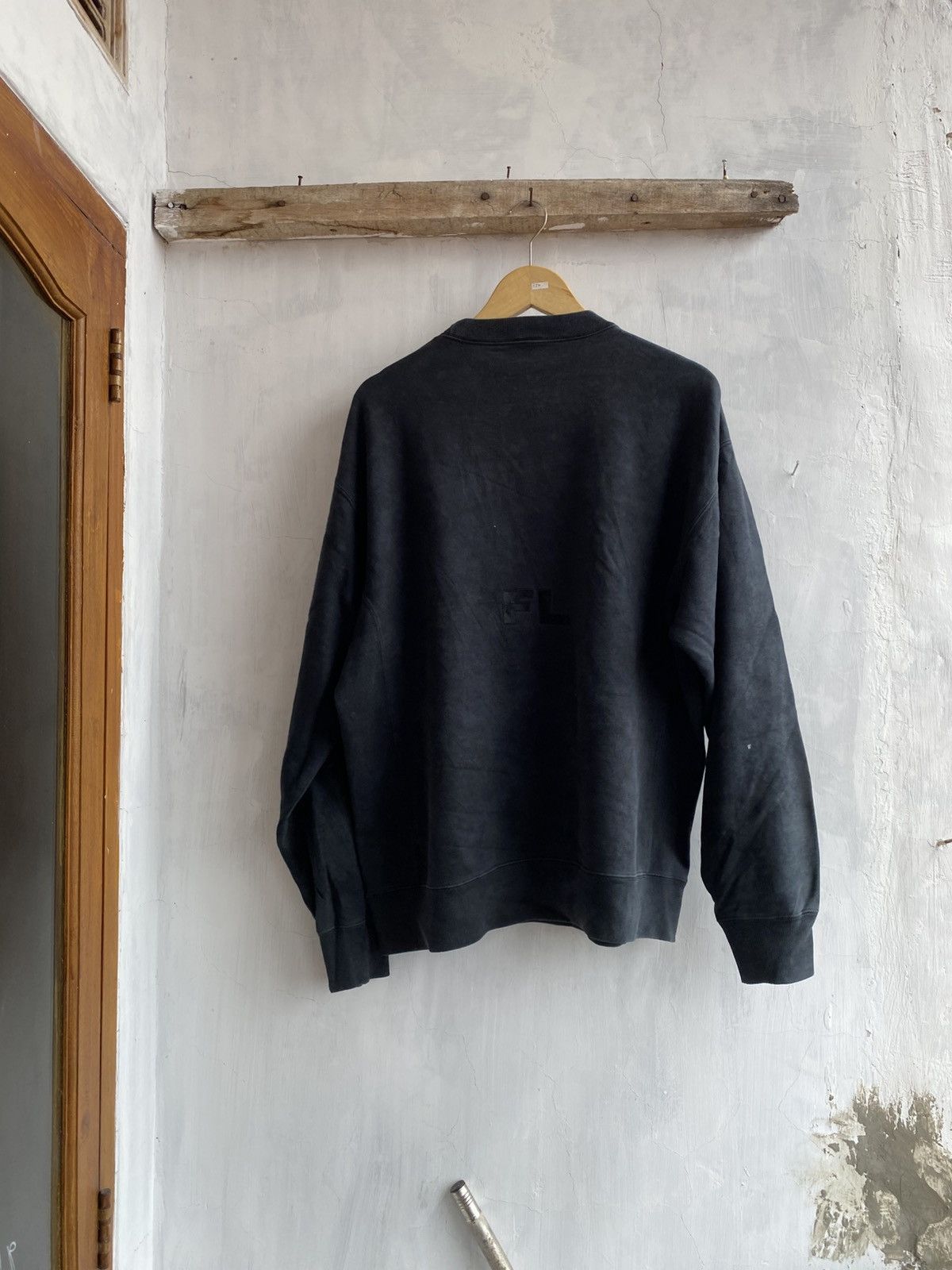 Futura sniper training crewneck Size US L / EU 52-54 / 3 - 2 Thumbnail