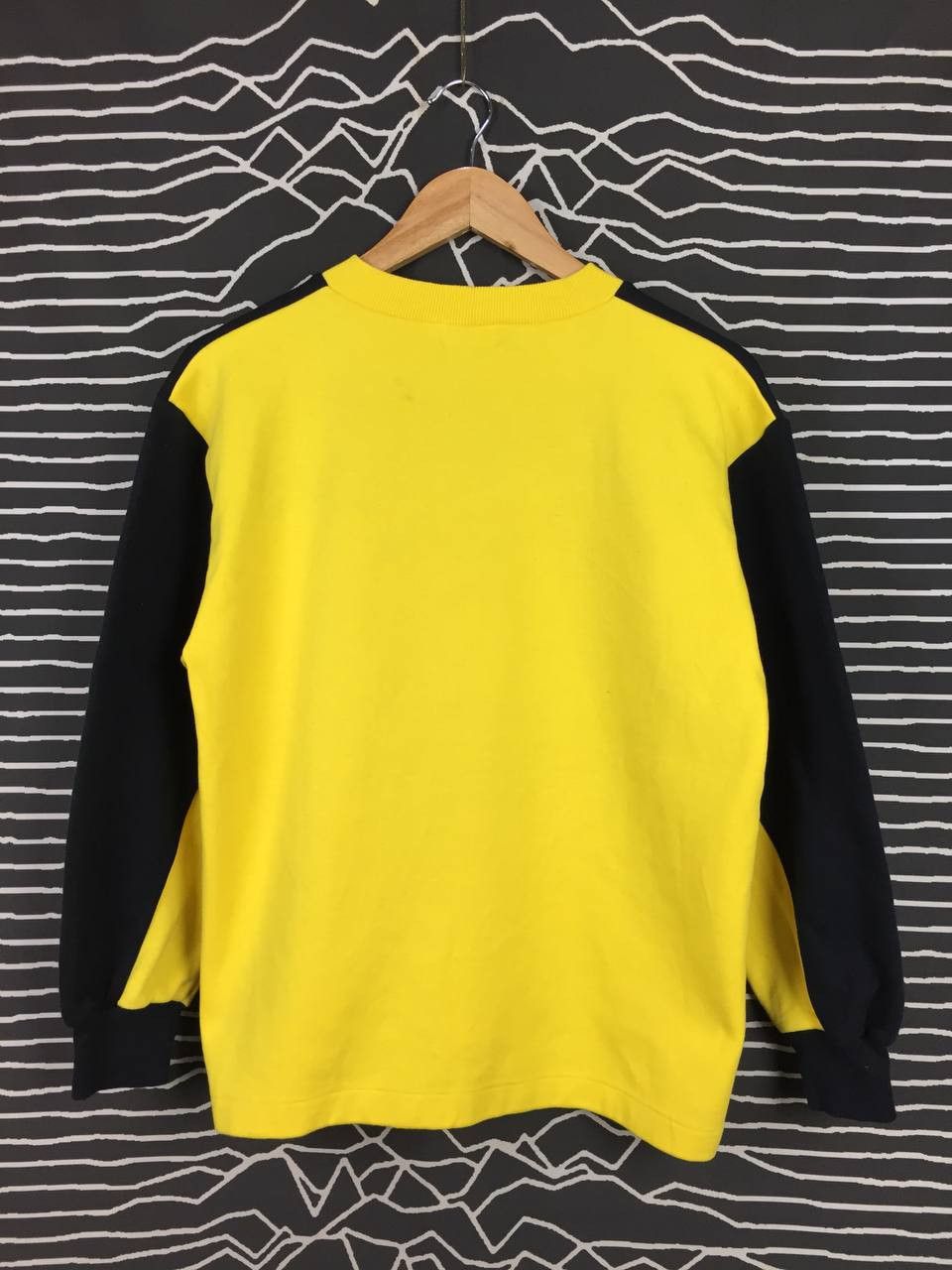 Puma × Vintage Vtg Puma Powerful Shot Cut & Sewn Sweatshirt Size 160 Size US S / EU 44-46 / 1 - 9 Thumbnail