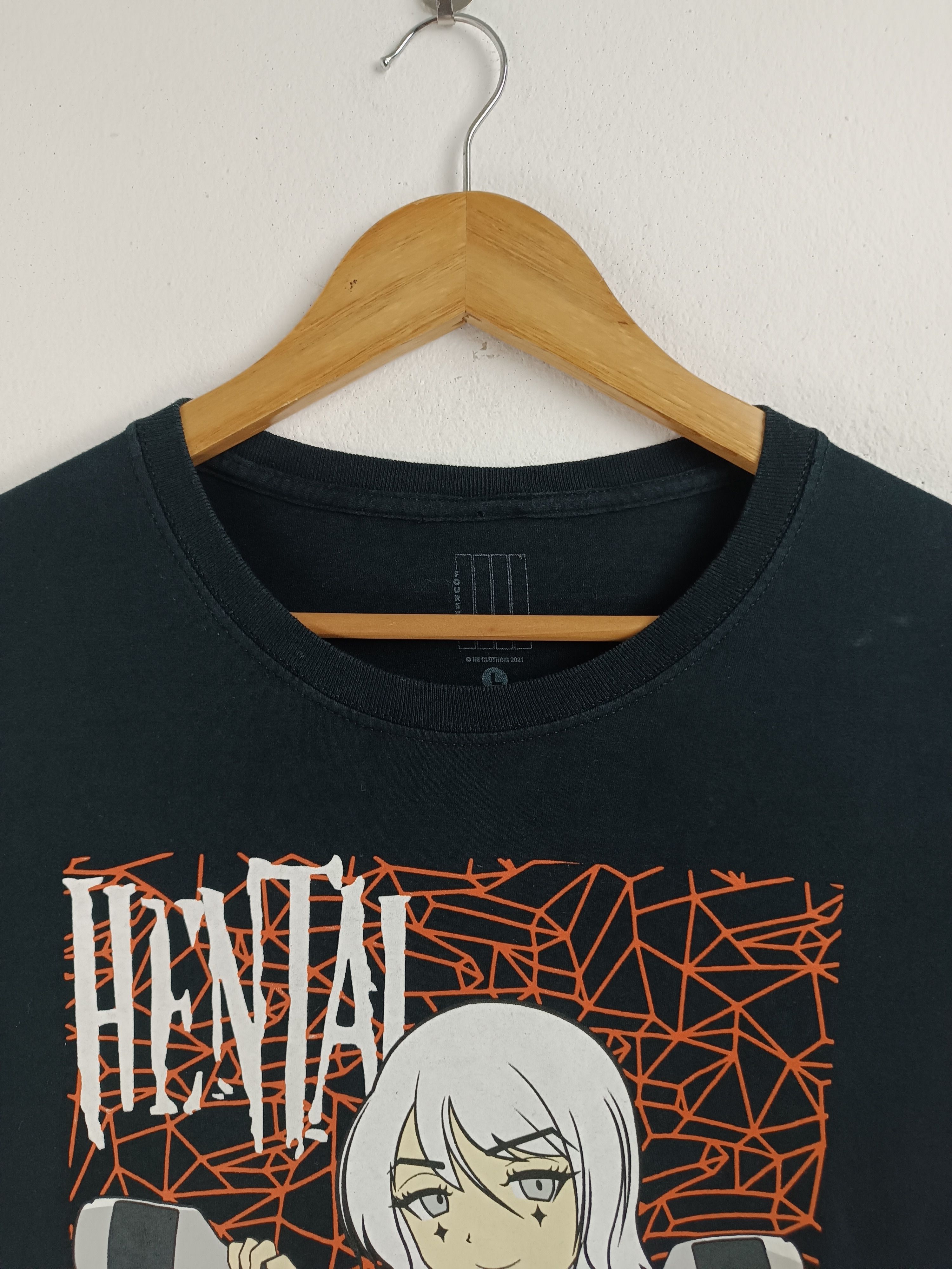 Anime VINTAGE HENTAI SEXY ANIME NARUTO ONE PIECE BLEACH TEE Size US L / EU 52-54 / 3 - 10 Thumbnail
