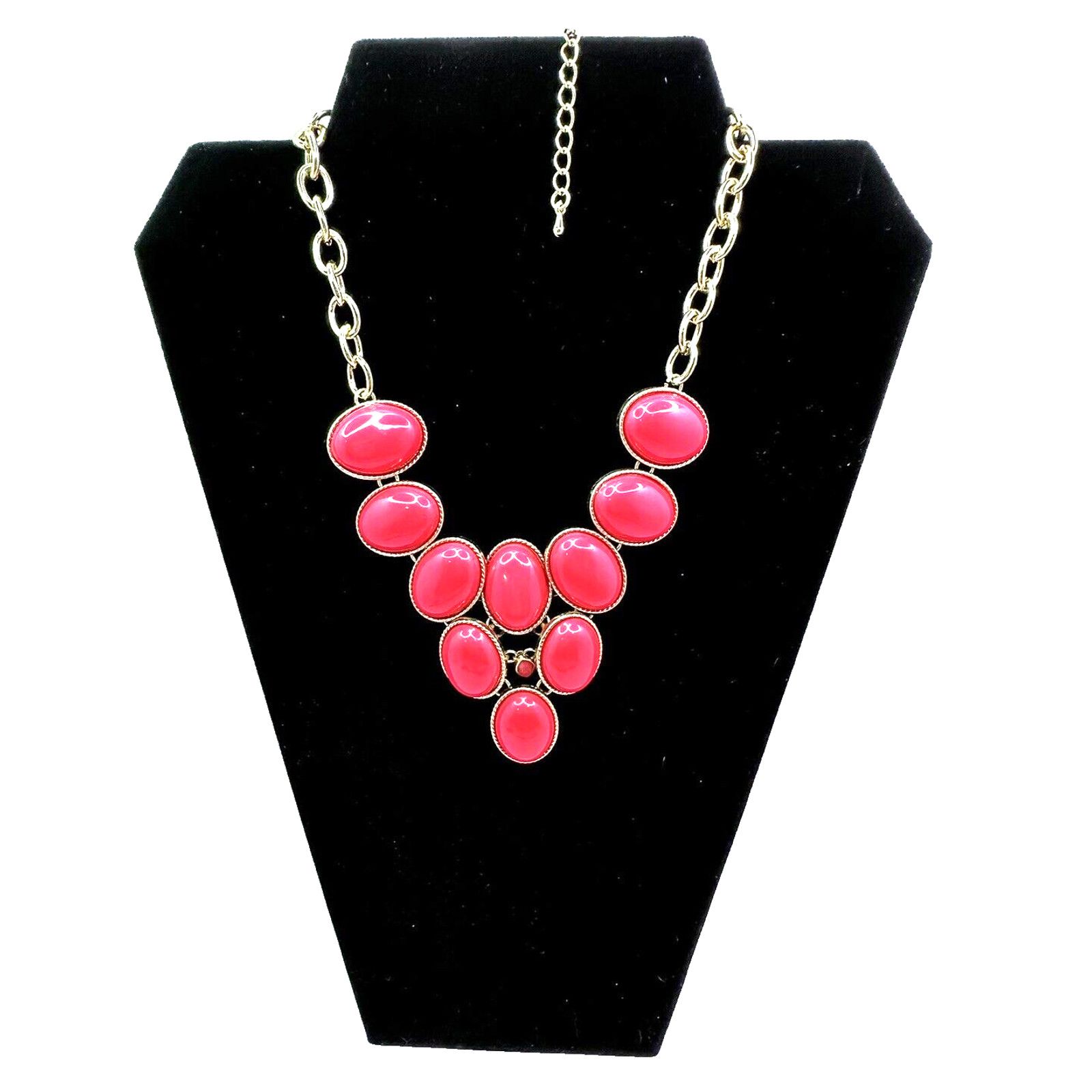 Pink Darling VTG Hot Pink Lucite Necklace Gold Tone BIb Necklace Size ONE SIZE - 3 Thumbnail